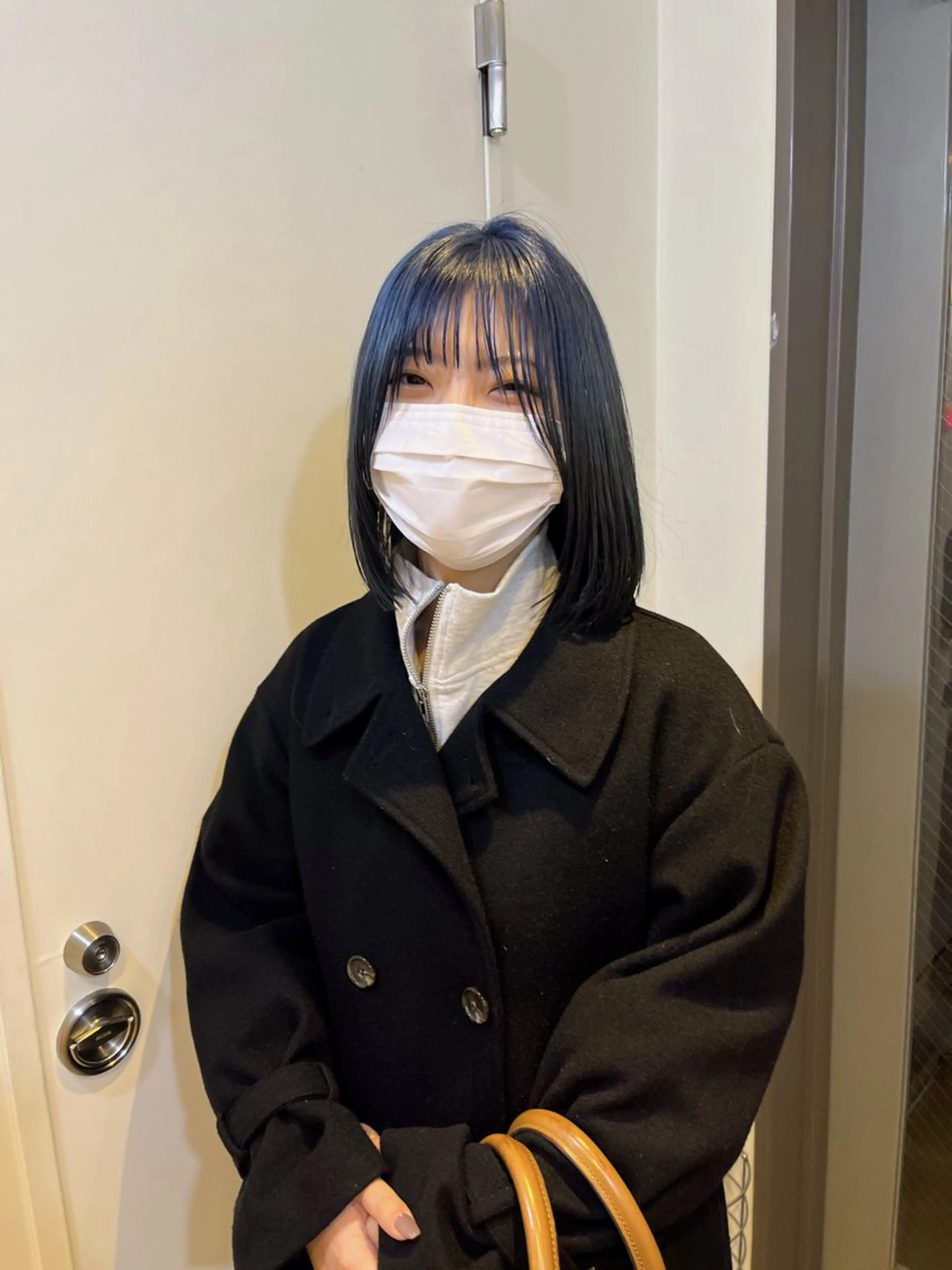 ショート カラー 黒髪 ブリーチ ブルーカラー ブルーブラック 韓国風ヘア カット ヘアカラー トリートメント benji仙台所属・KOKI/ ボブ/ パーマ/透明感カラーのヘアスタイル