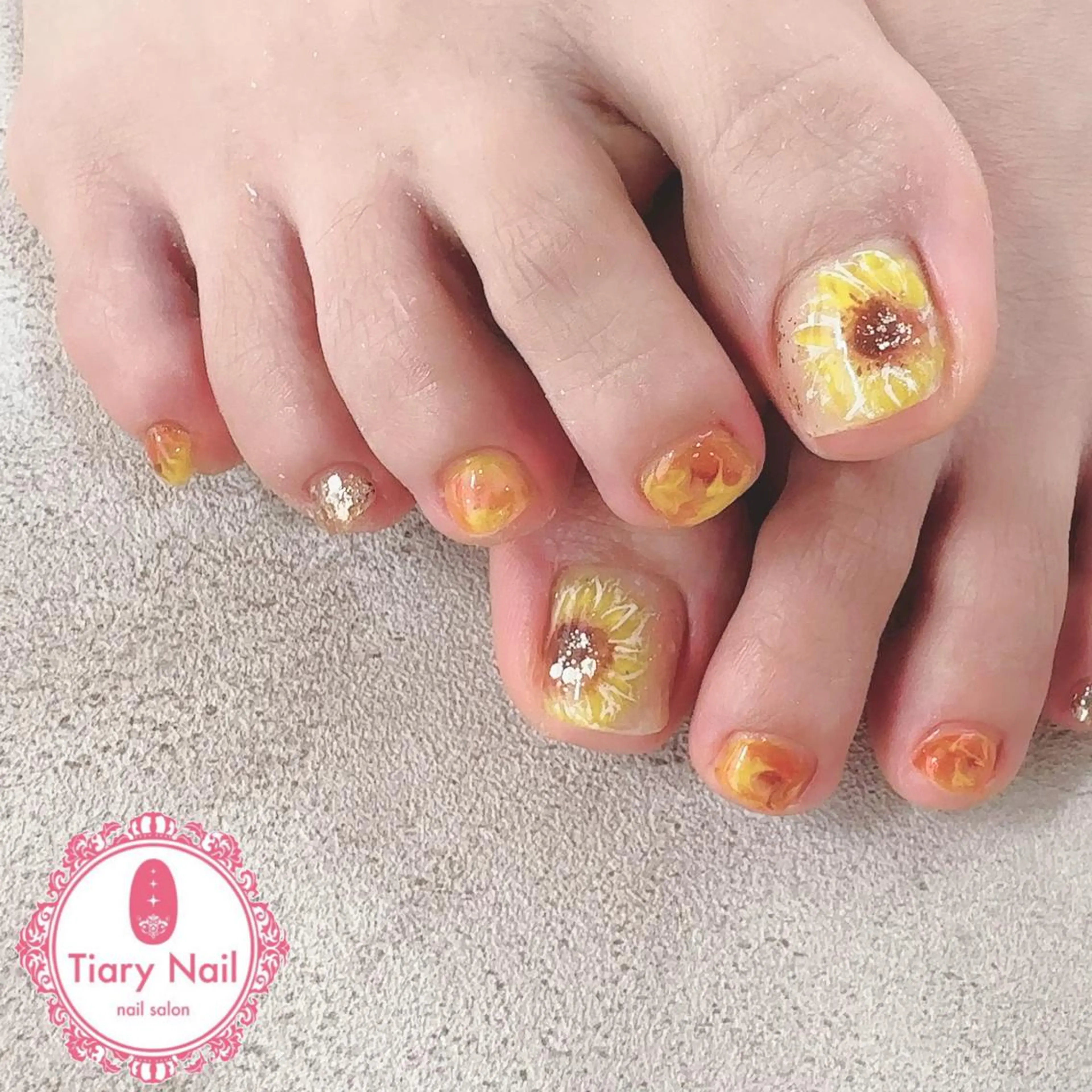 ネイル tiarynail K Kのネイルデザイン