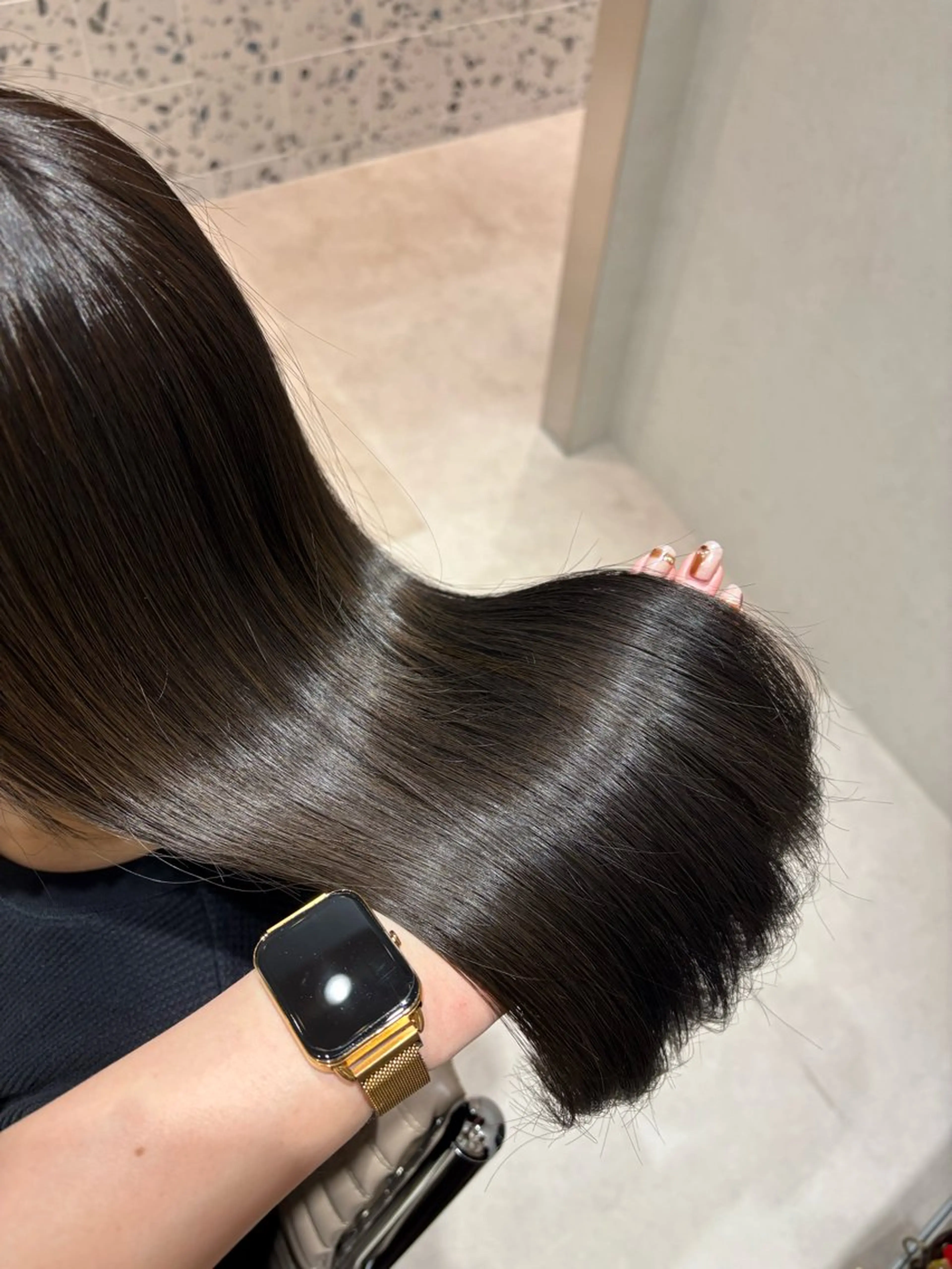 セミロング カラー カット ヘアカラー トリートメント SALOWIN京都河原町suite店所属・うる艶カラー／ 髪質改善／arisaのヘアスタイル