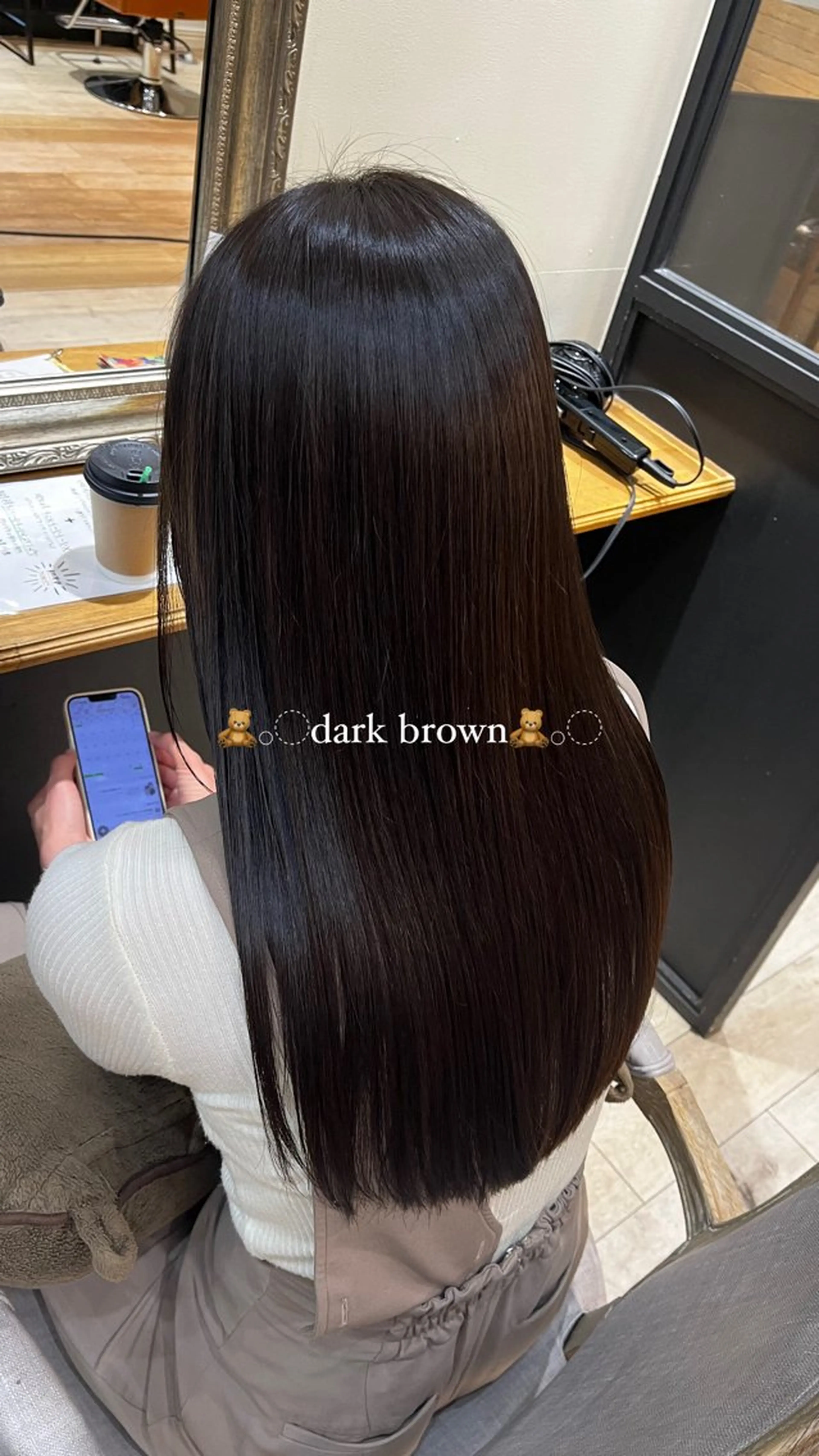 カラー KOKORO 中村 朱里のヘアスタイル