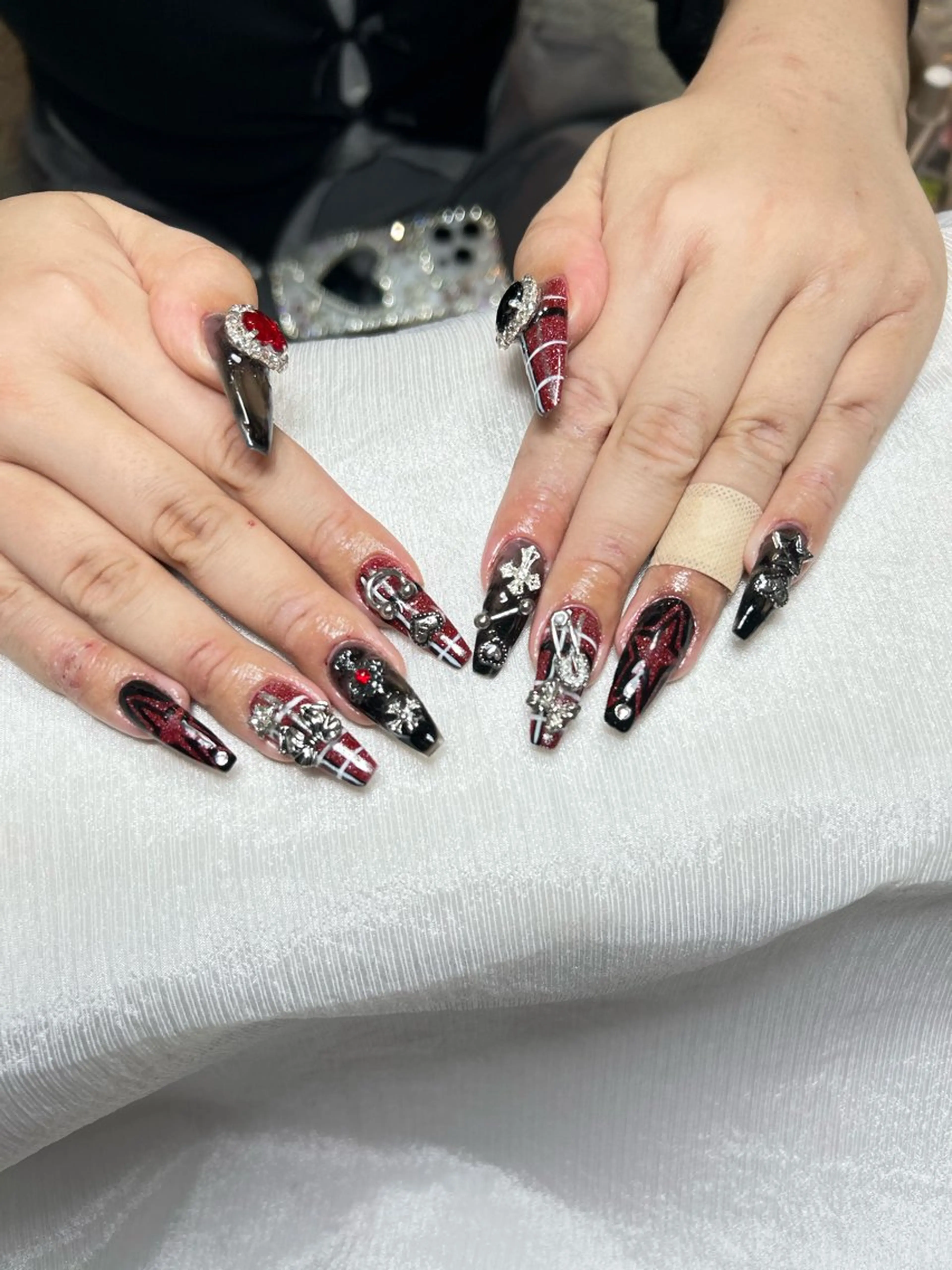 ネイル Queen Nail 柏店　クイーンネイルのネイルデザイン