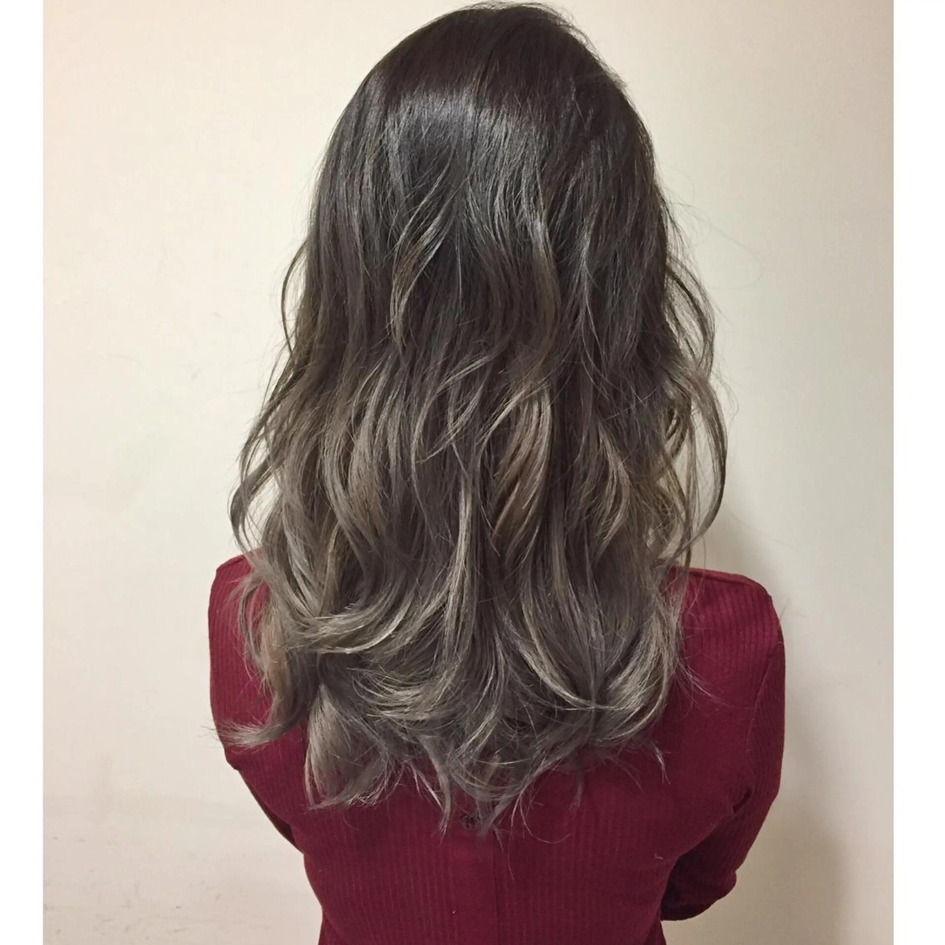 セミロング ロング カラー グラデーションカラー イルミナカラー 外国人風カラー Hair mission【ヘアーミッション】心斎橋所属・エクステ／レイヤー 落合/心斎橋のヘアスタイル