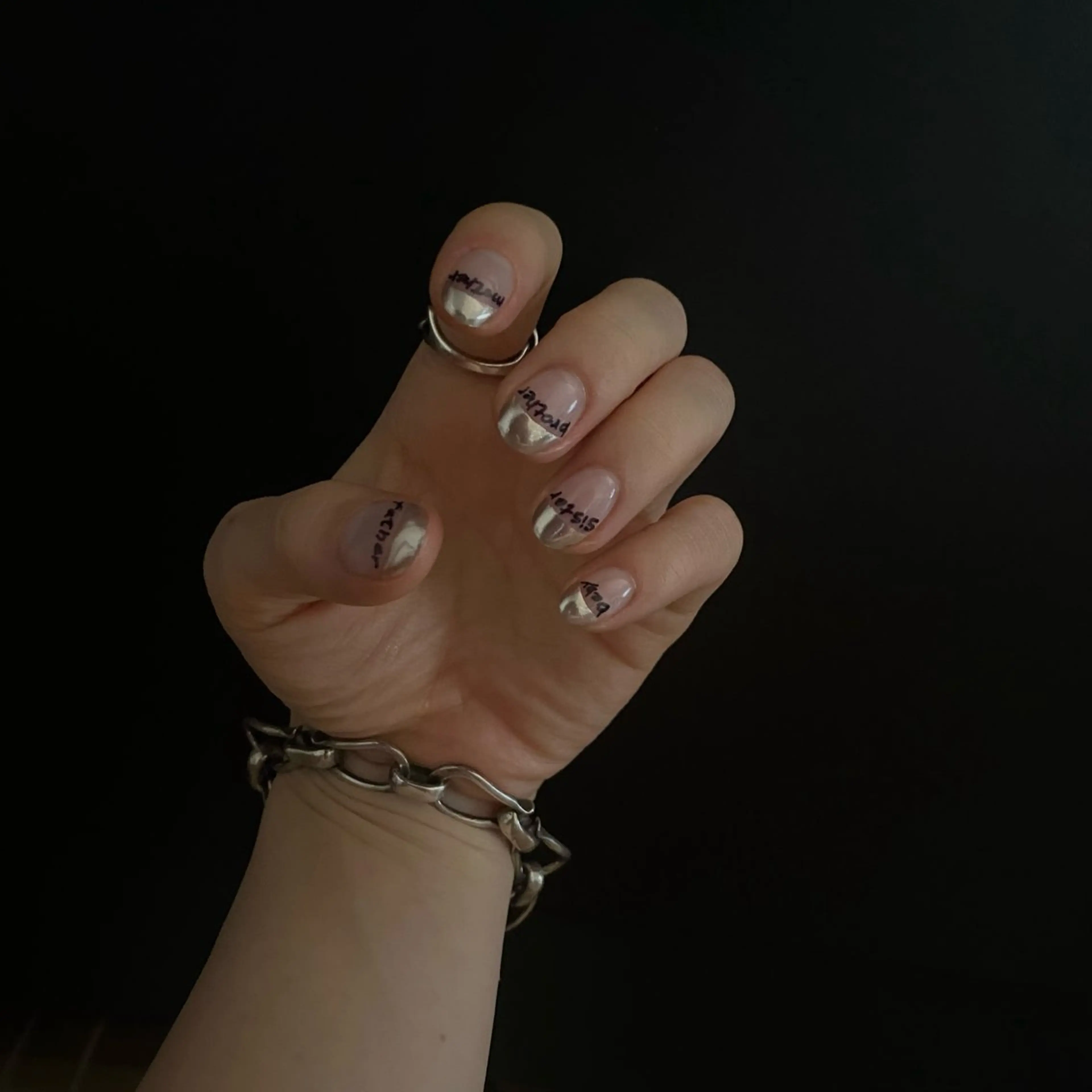 ネイル ハンドネイル 爪塗屋 さんのネイルデザイン