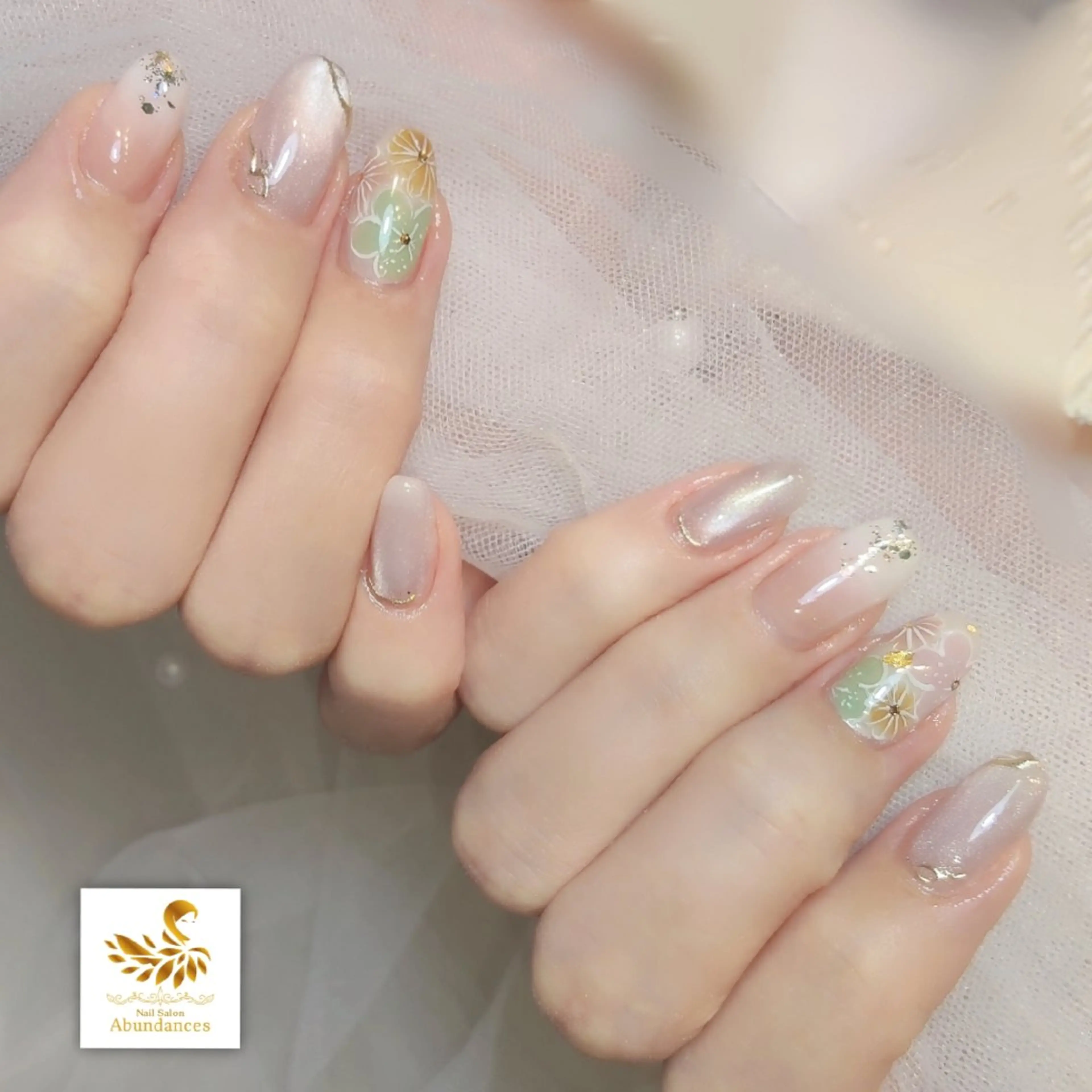 ネイル 成人式 ハンドネイル 完全予約制個室サロン Abundancesのネイルデザイン