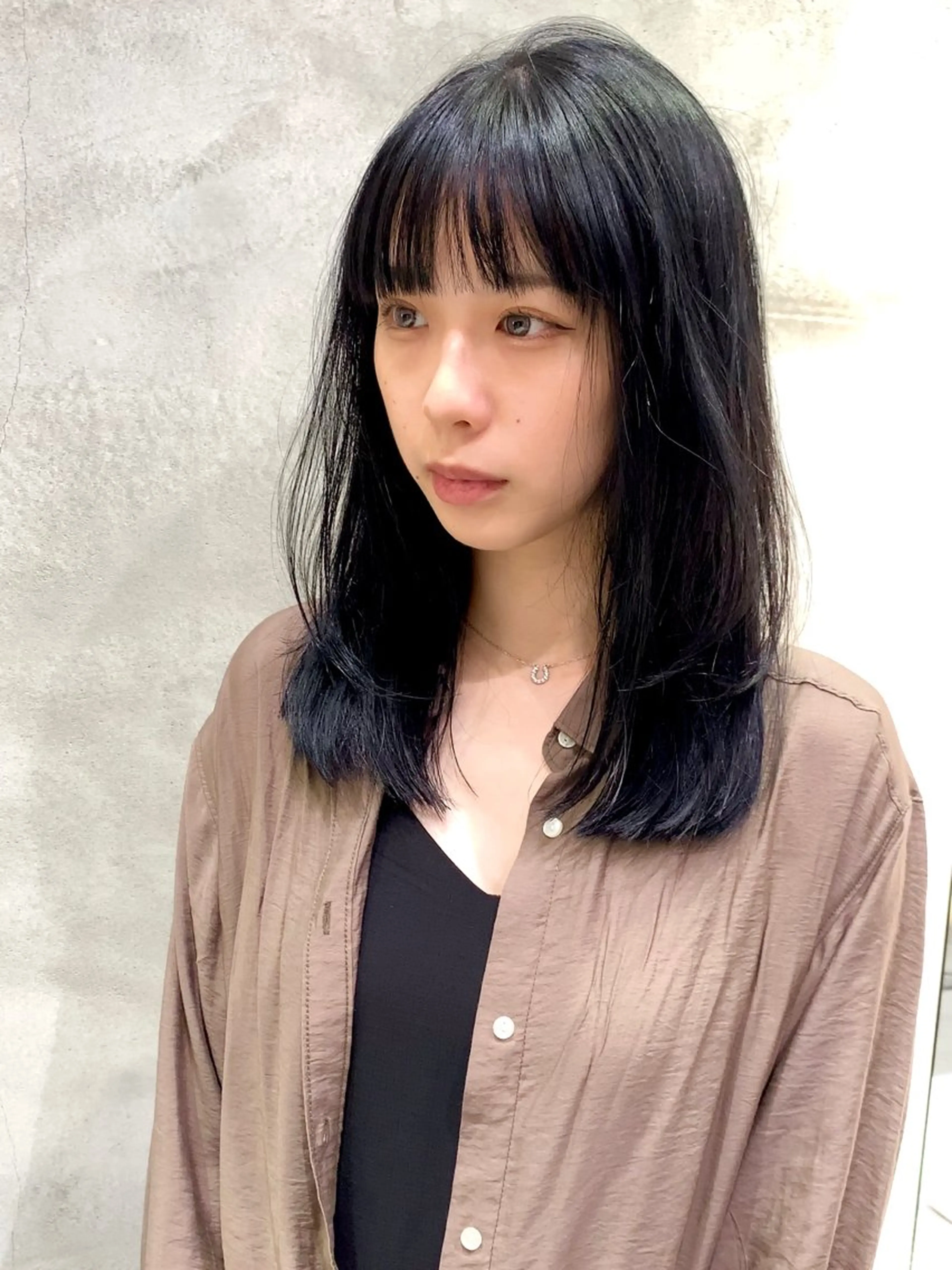 セミロング カラー 黒髪 ブルーカラー ブルーブラック レイヤーカット カット ヘアカラー ✨髪質改善/レイヤー ✨川合佑哉のヘアスタイル