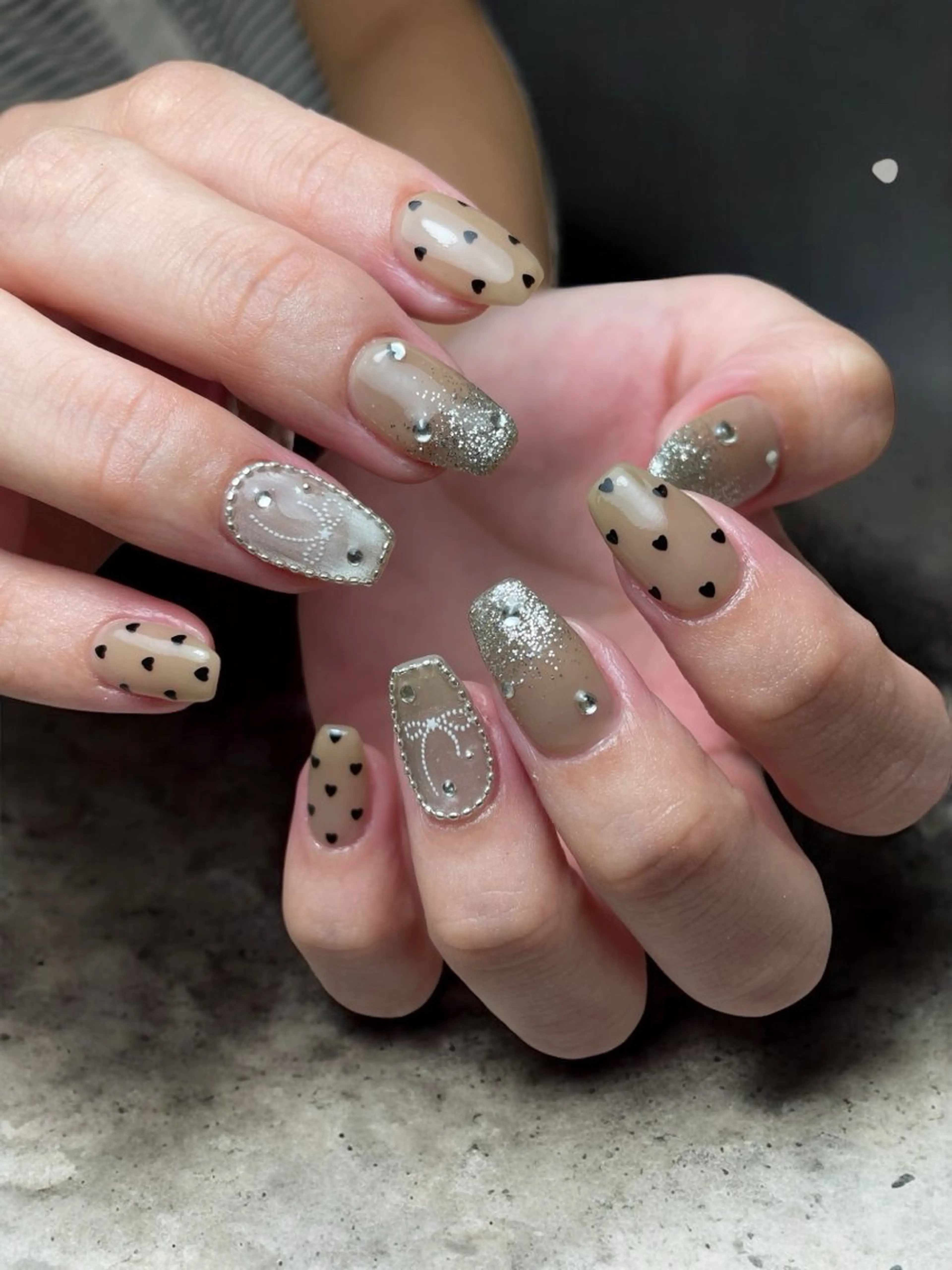 ネイル ハンドネイル Hisaka Mikiのネイルデザイン