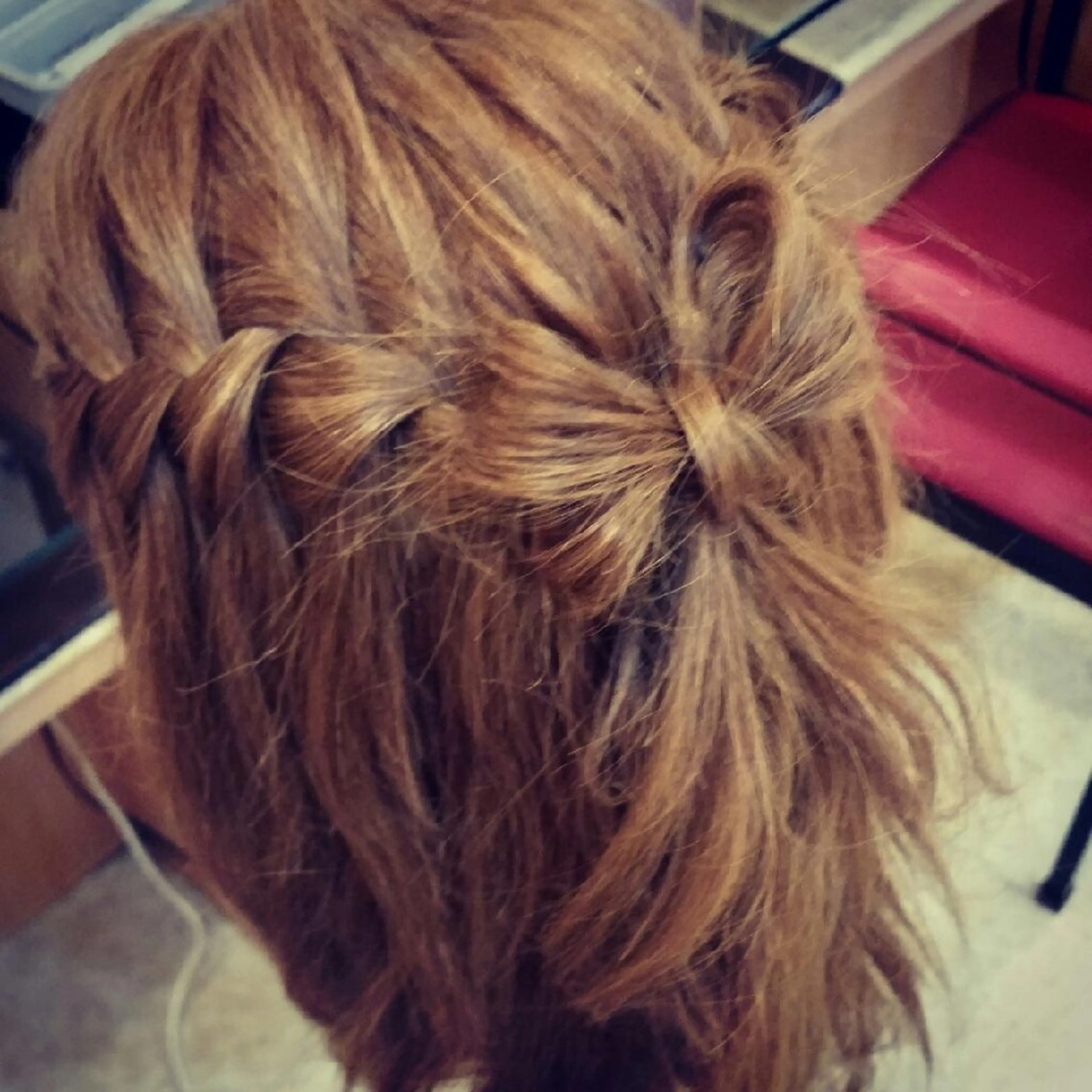 ヘアアレンジ EMANON名古屋所属・美谷添（ミヤゾエ） まどか大人ヘアサロンのヘアスタイル