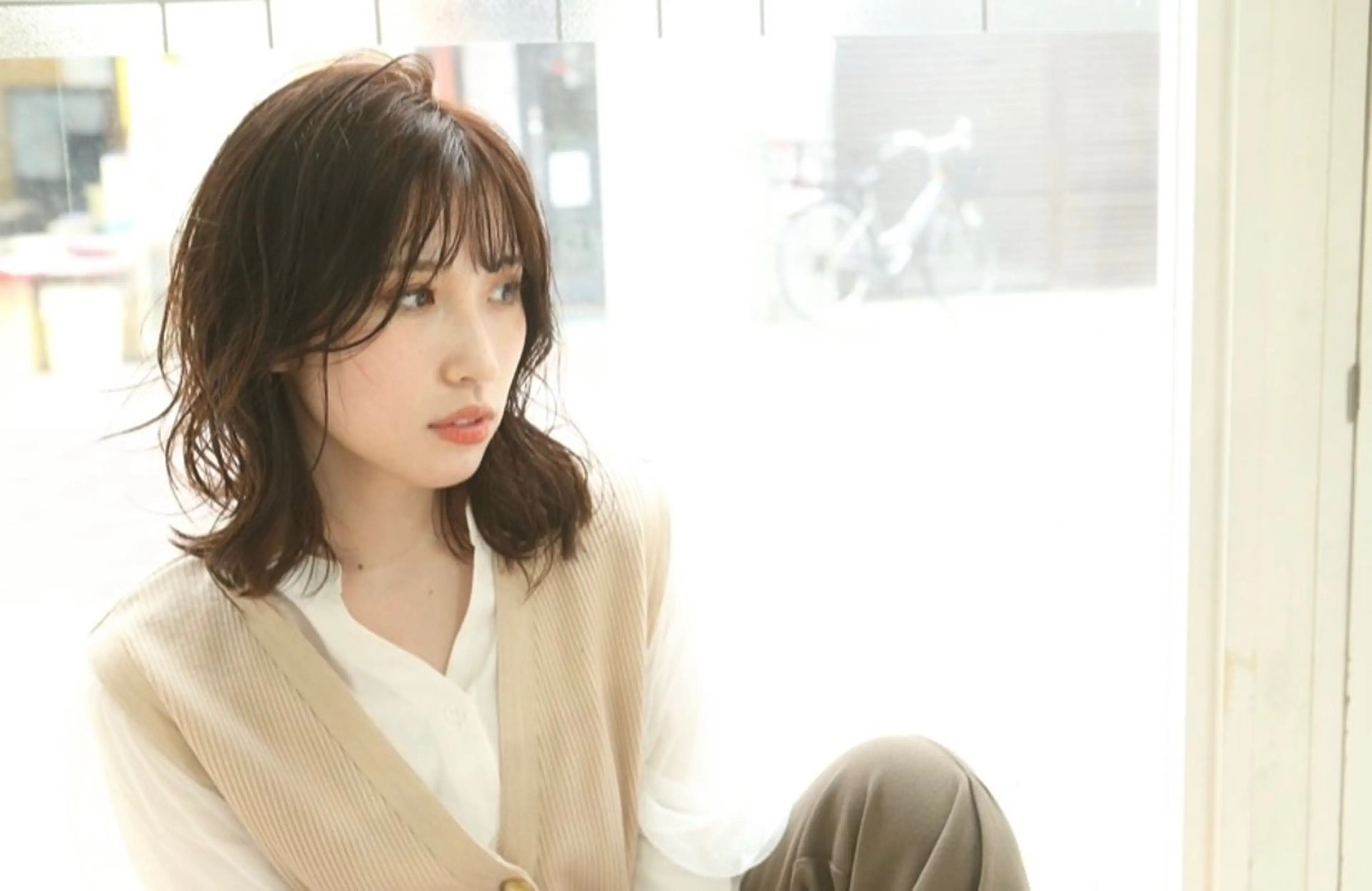 ミディアム カット ヘアカラー トリートメント トップスタイリスト 江口 稜亮のヘアスタイル