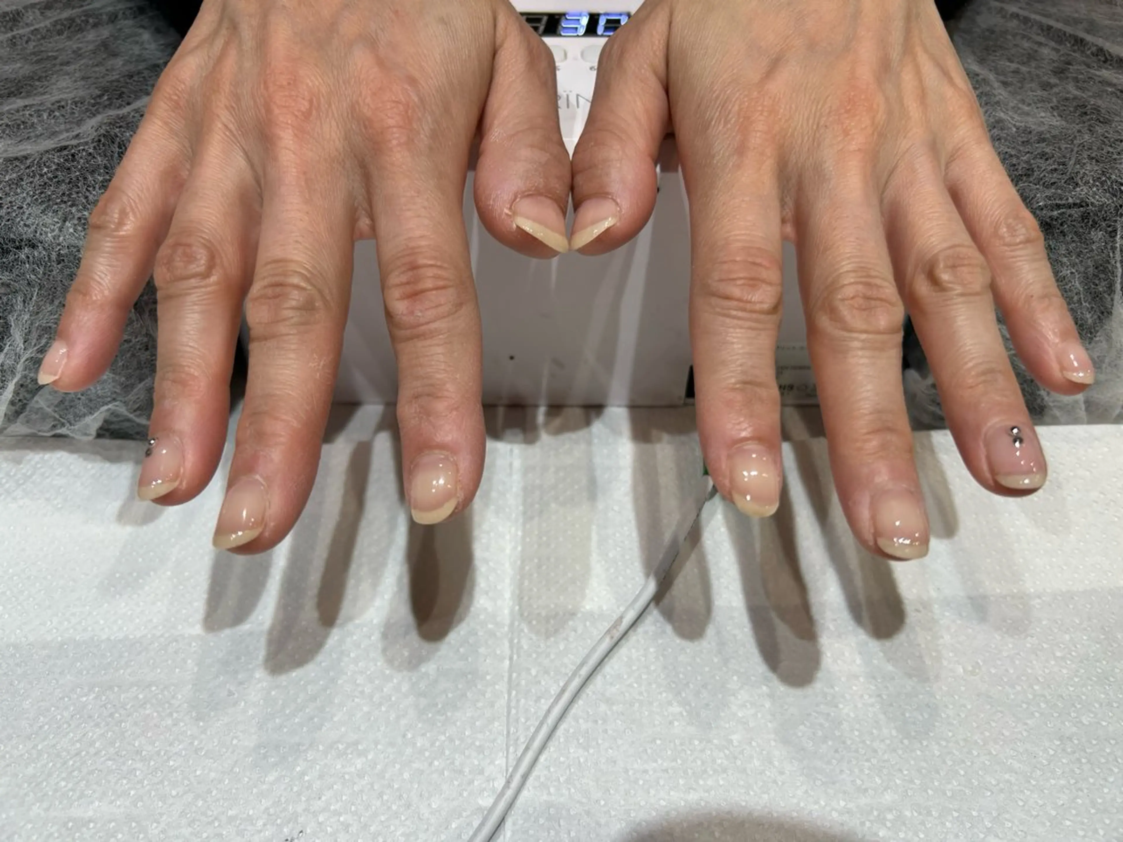 ネイル クリアネイル ピンク ハンドネイル Na＋Nail所属・山口 真莉のネイルデザイン