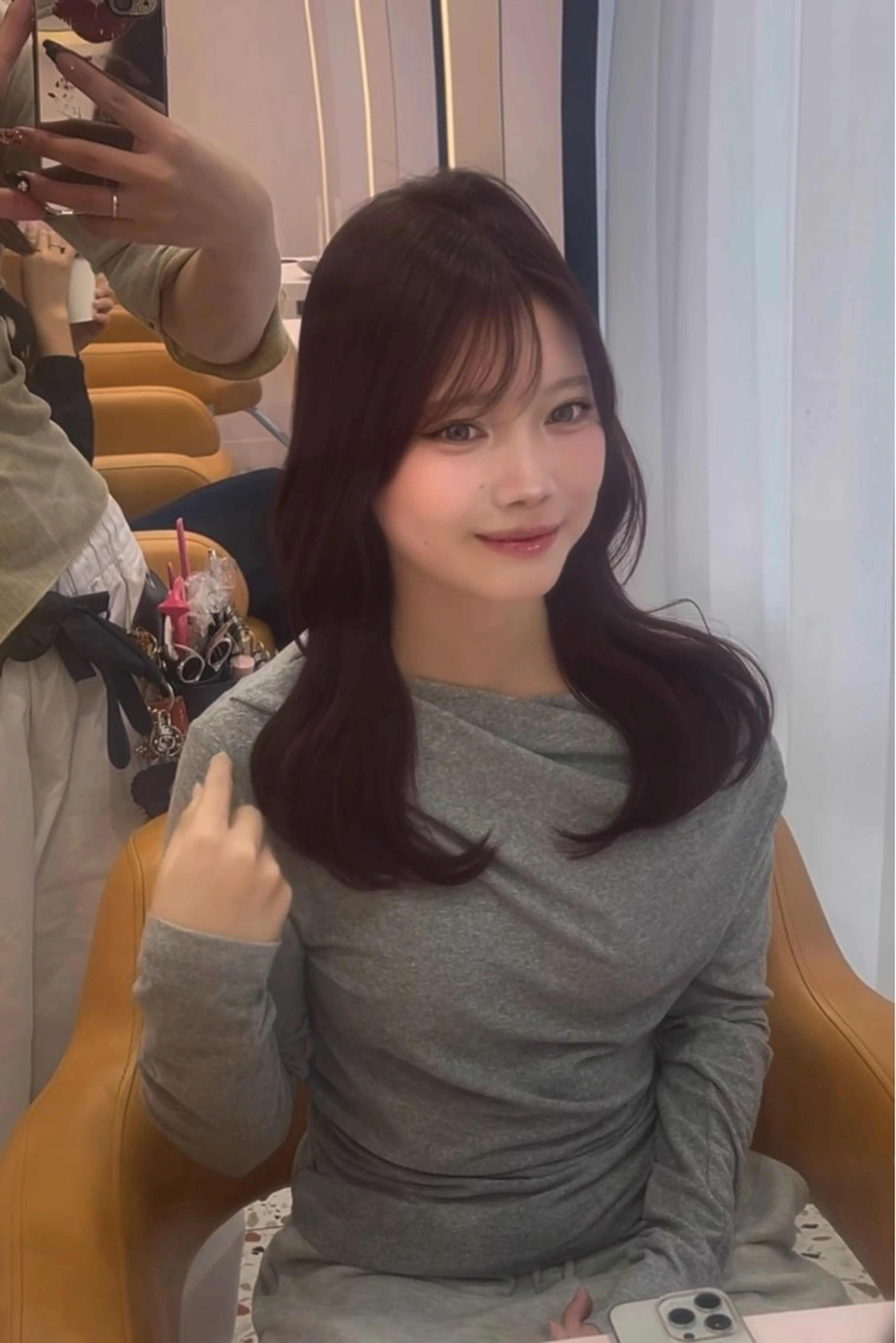 ミディアム カット ヘアカラー トリートメント 𝑺𝑨𝑨𝒀𝑨 渋谷ワンホンHairのヘアスタイル