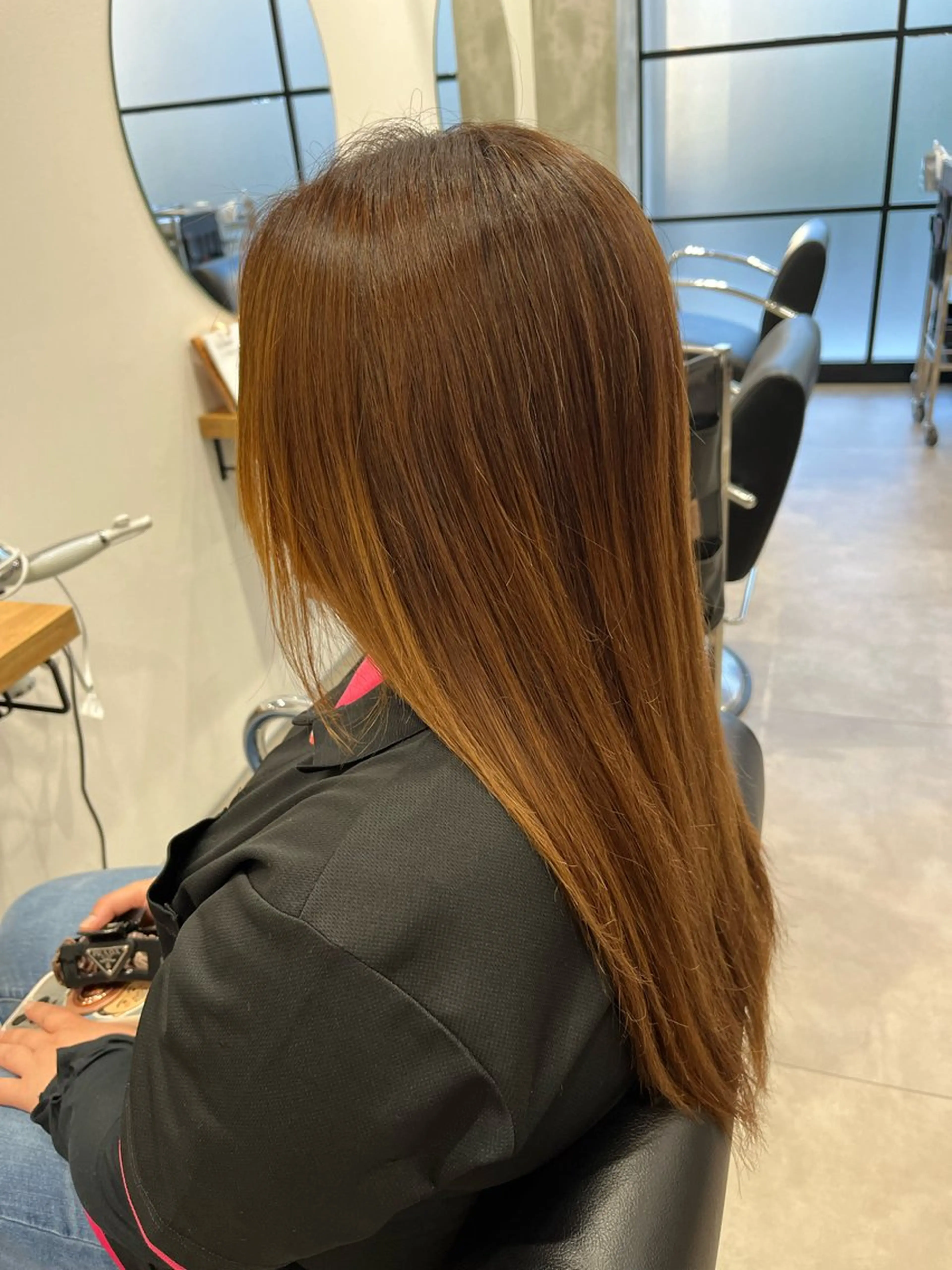 ロング カラー 花城 沙也加のヘアスタイル