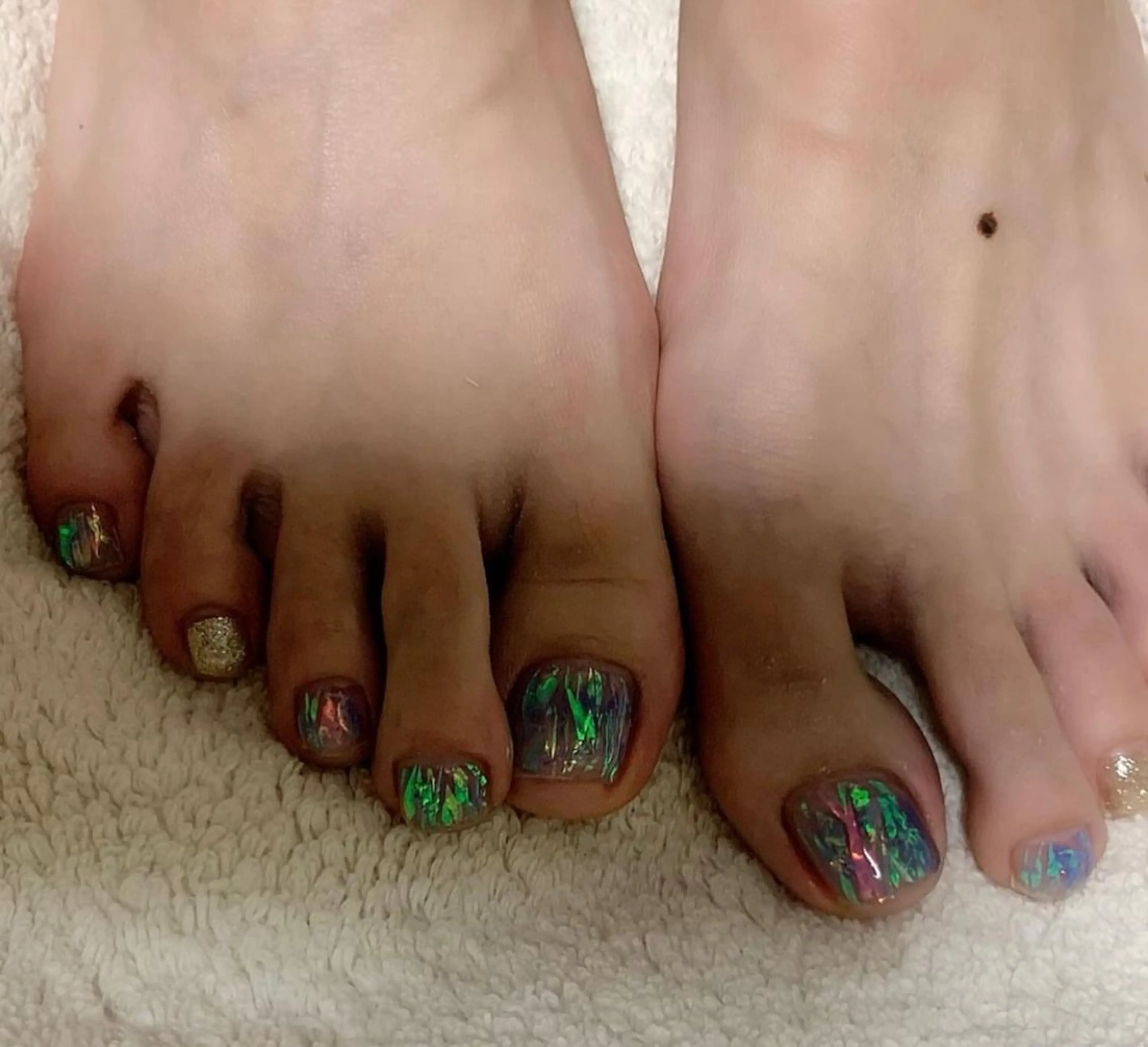 ネイル オーロラネイル MHR nailのネイルデザイン