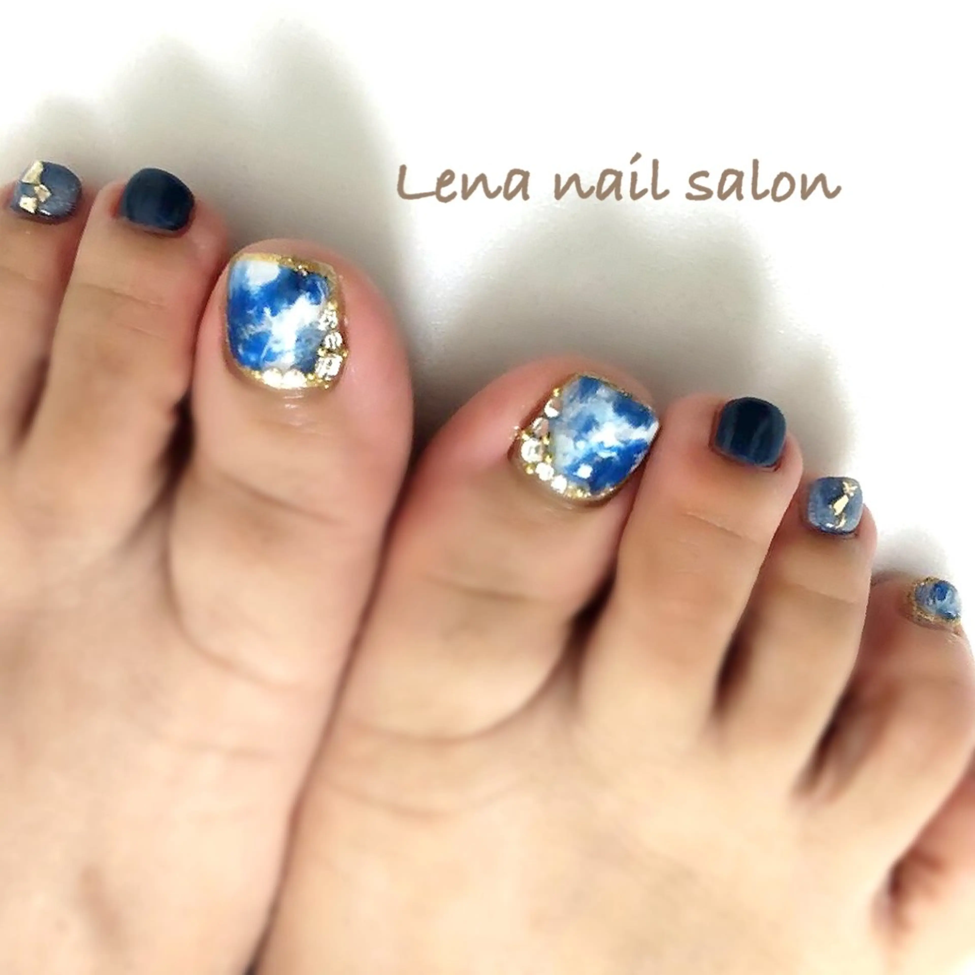 ネイル ブルー フットネイル フットネイル 自爪育成ネイルケア Lena  nailのネイルデザイン