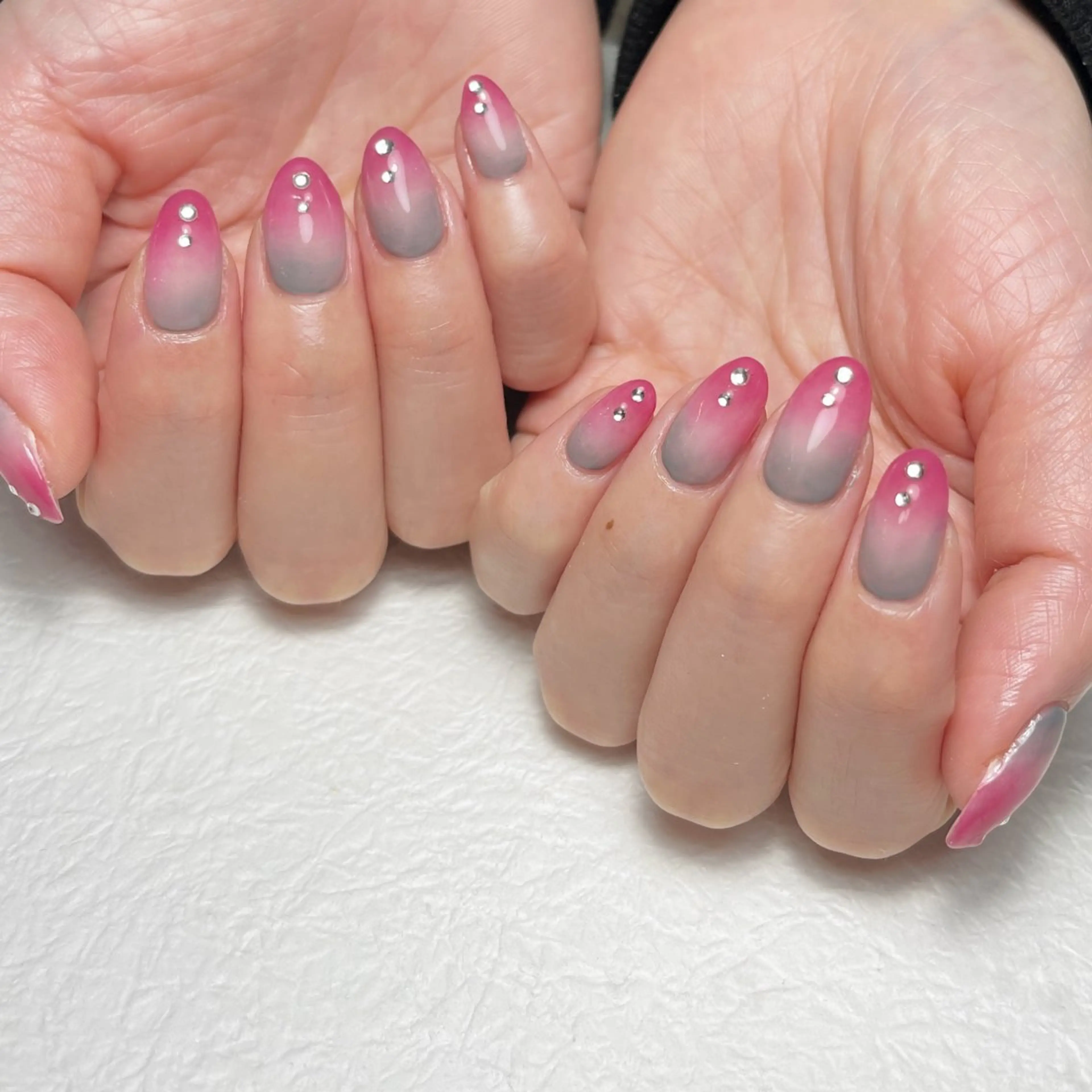 ネイル アートネイル フットネイル ジェルネイル グラデーション キラキラネイル ハンドネイル Y nail なんば堀江店のネイルデザイン