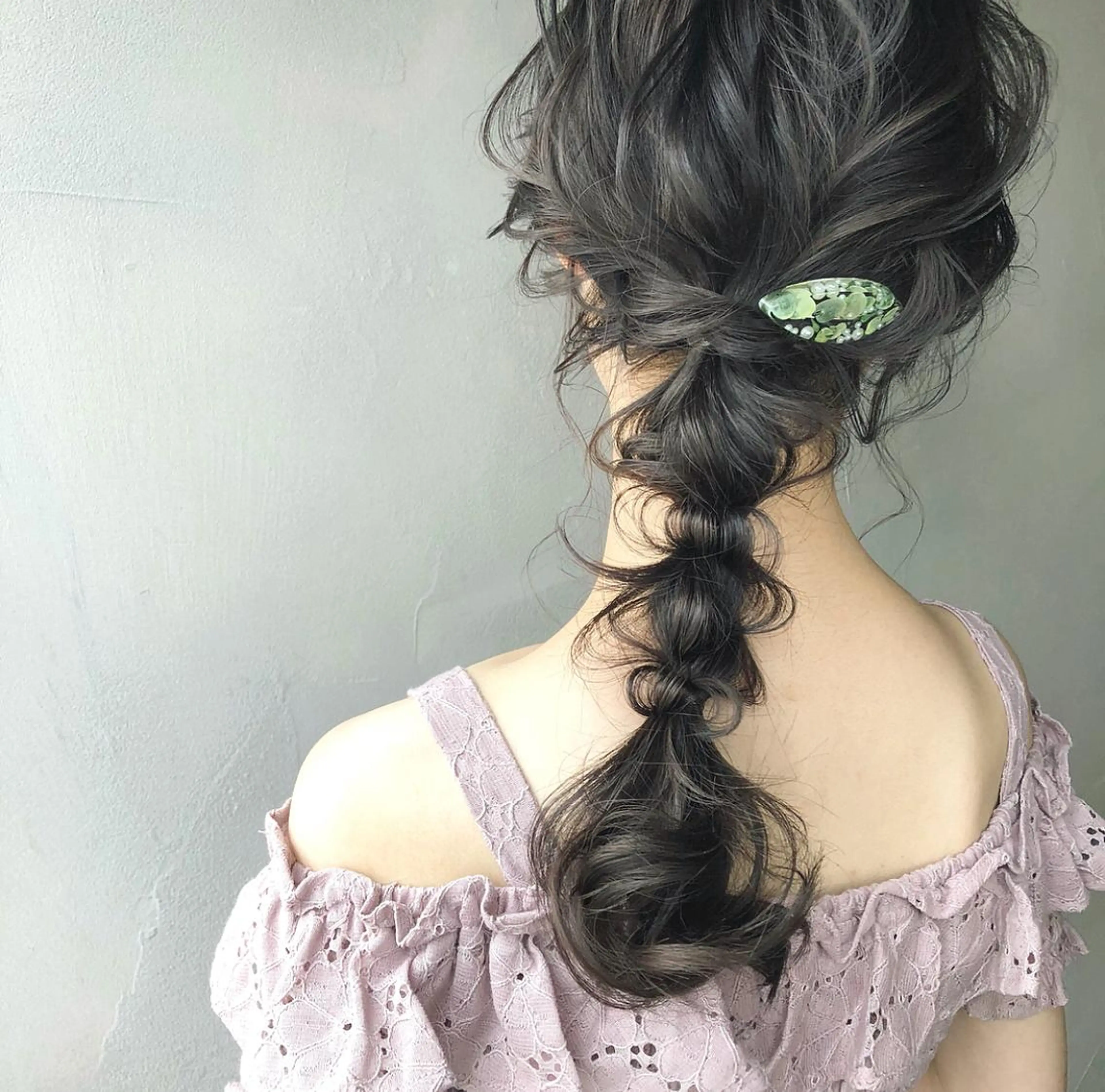 セミロング カラー ヘアアレンジ autre所属・大久保 ひでなりのヘアスタイル