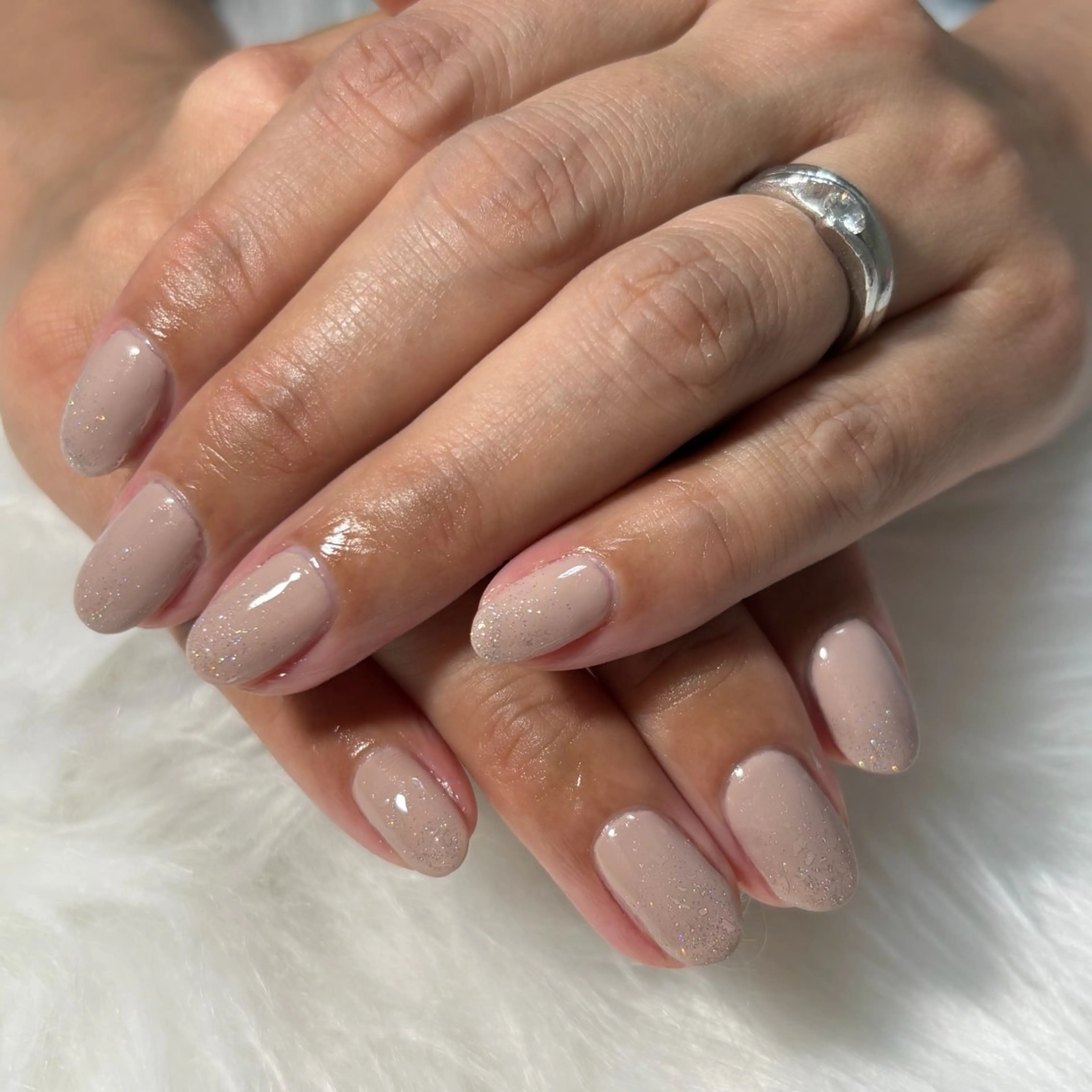 ネイル ハンドネイル ホワイトニング専門サロンGLOW所属・GLOW a_nailのネイルデザイン