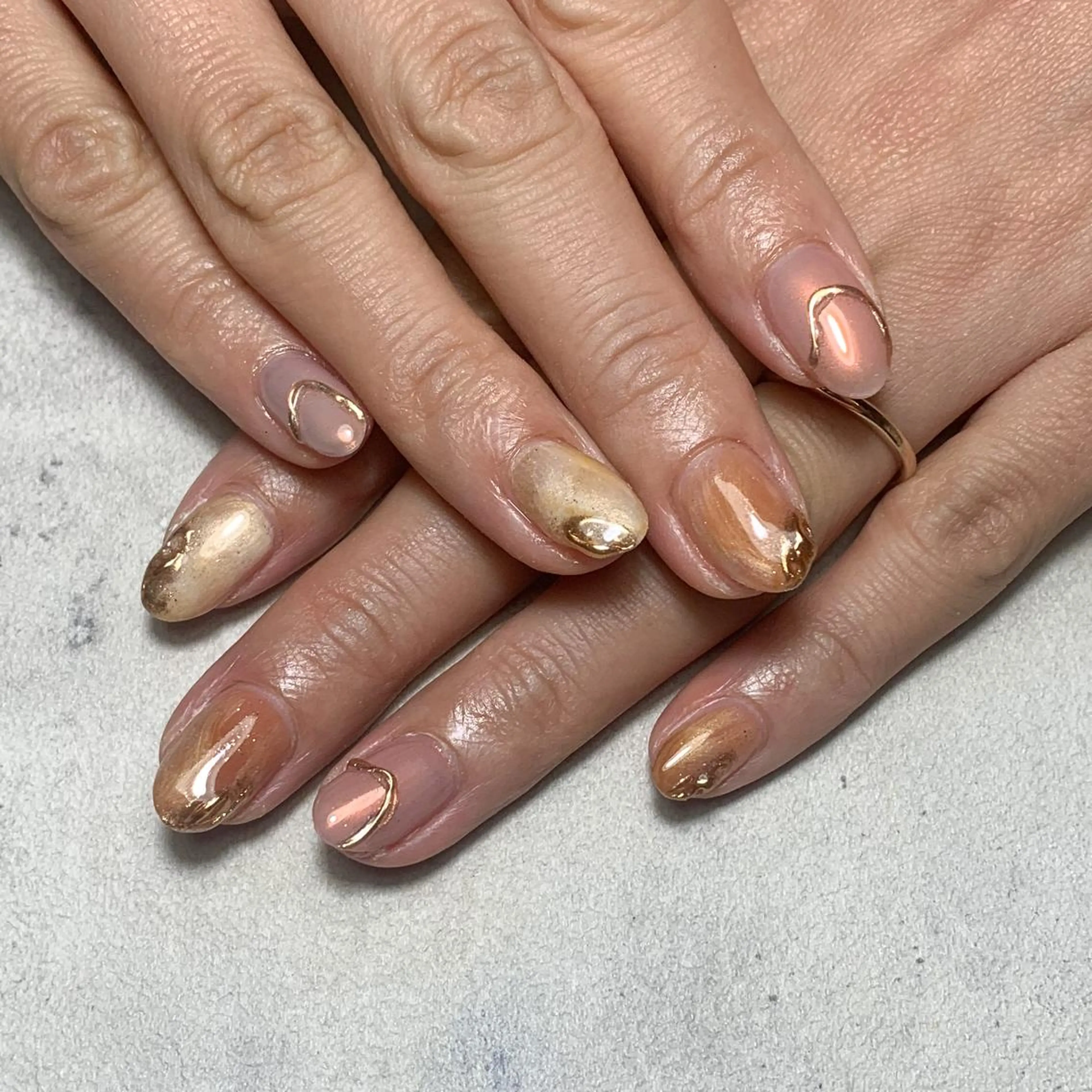 ネイル atelier　FIORITURA所属・FIORITURA aiのネイルデザイン