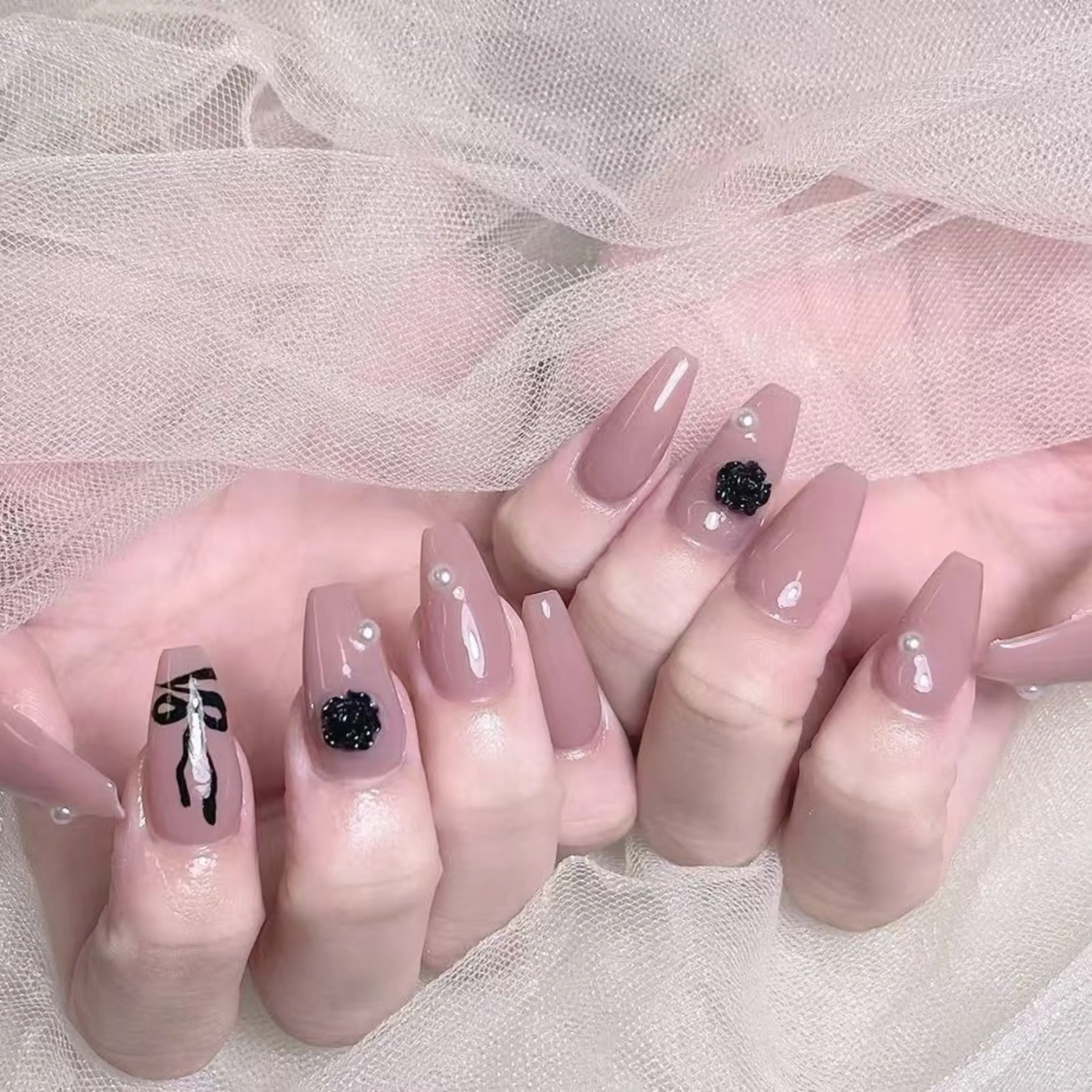 ネイル ハンドネイル Queen's ゆなのネイルデザイン