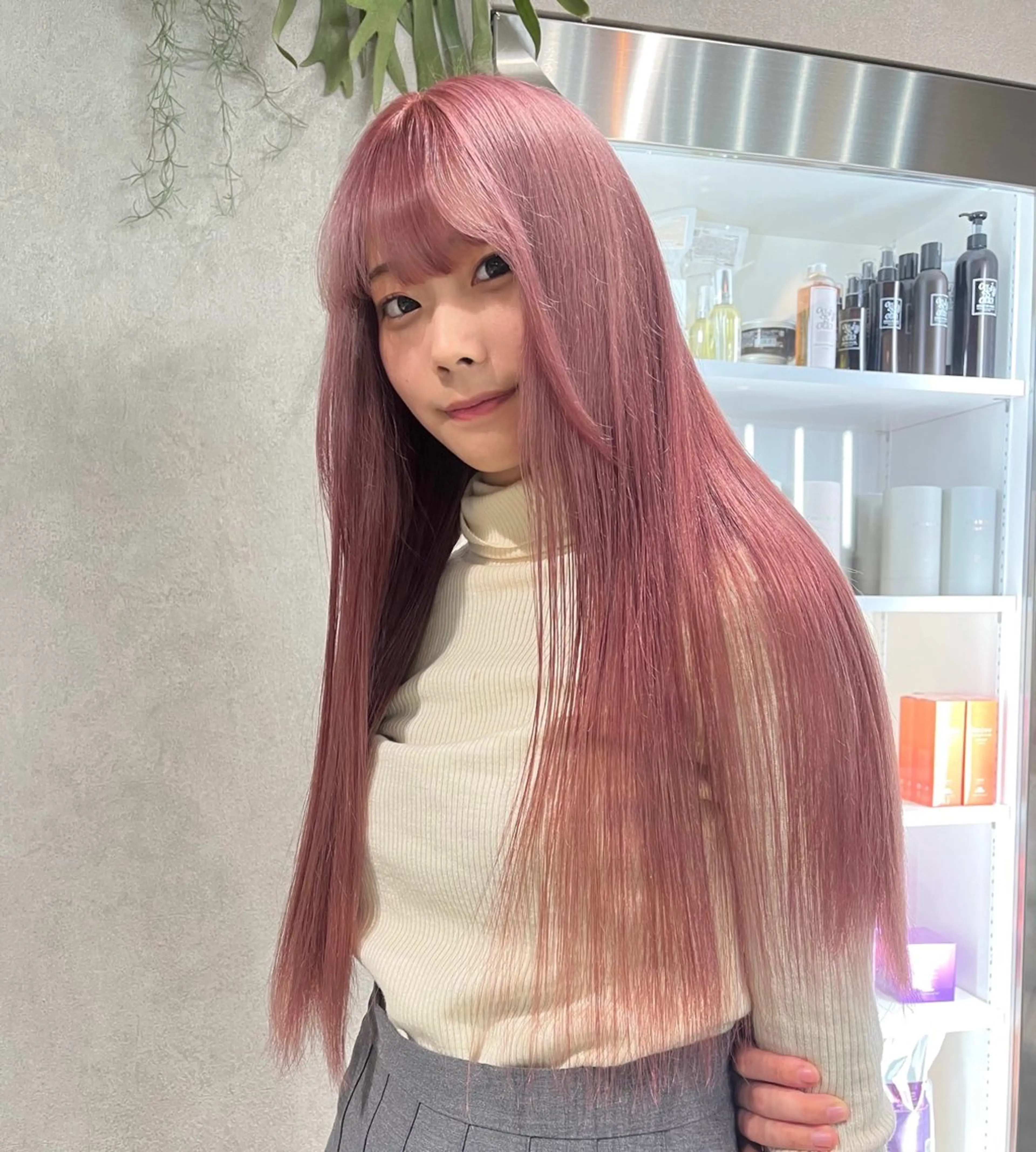 ロング カラー ハイトーンカラー ピンクカラー ヘアカラー 艶ハイトーン/ 輝保🤍✨のヘアスタイル