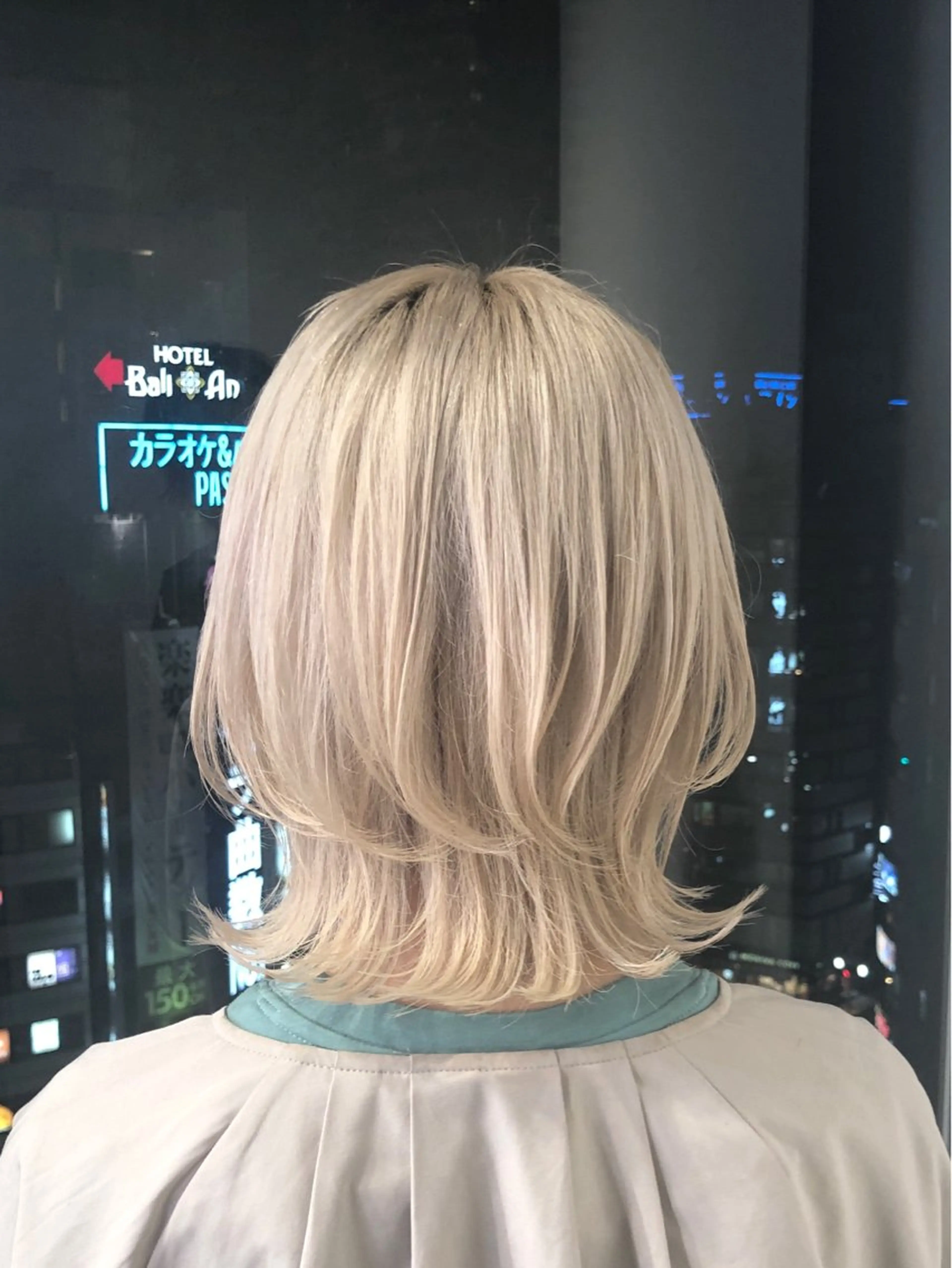 カット + 最高級トリートメントの写真