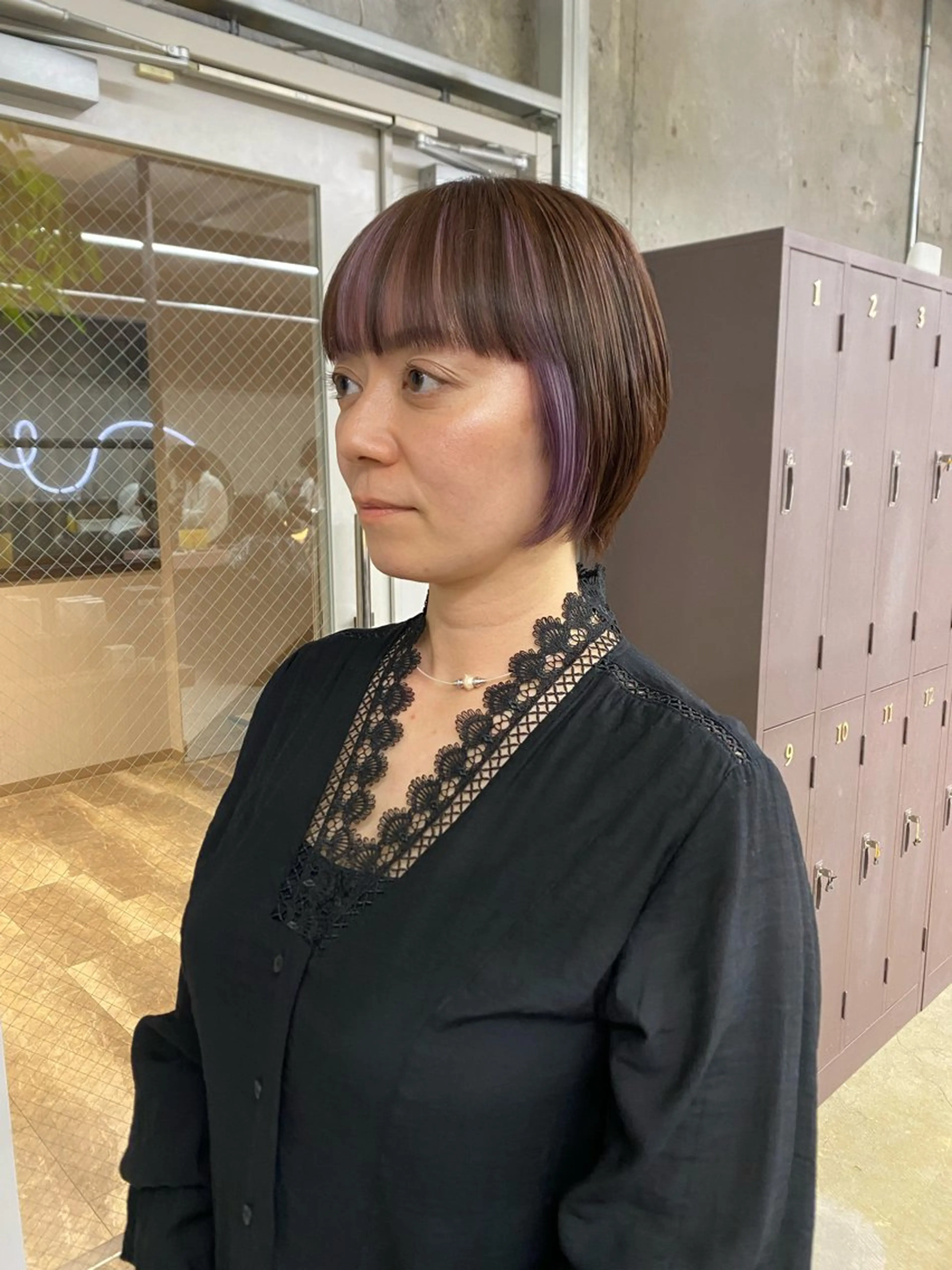 ショート カット ヘアカラー トリートメント 暖色カラー/オリーブ /ミニボブ/白柳美空のヘアスタイル