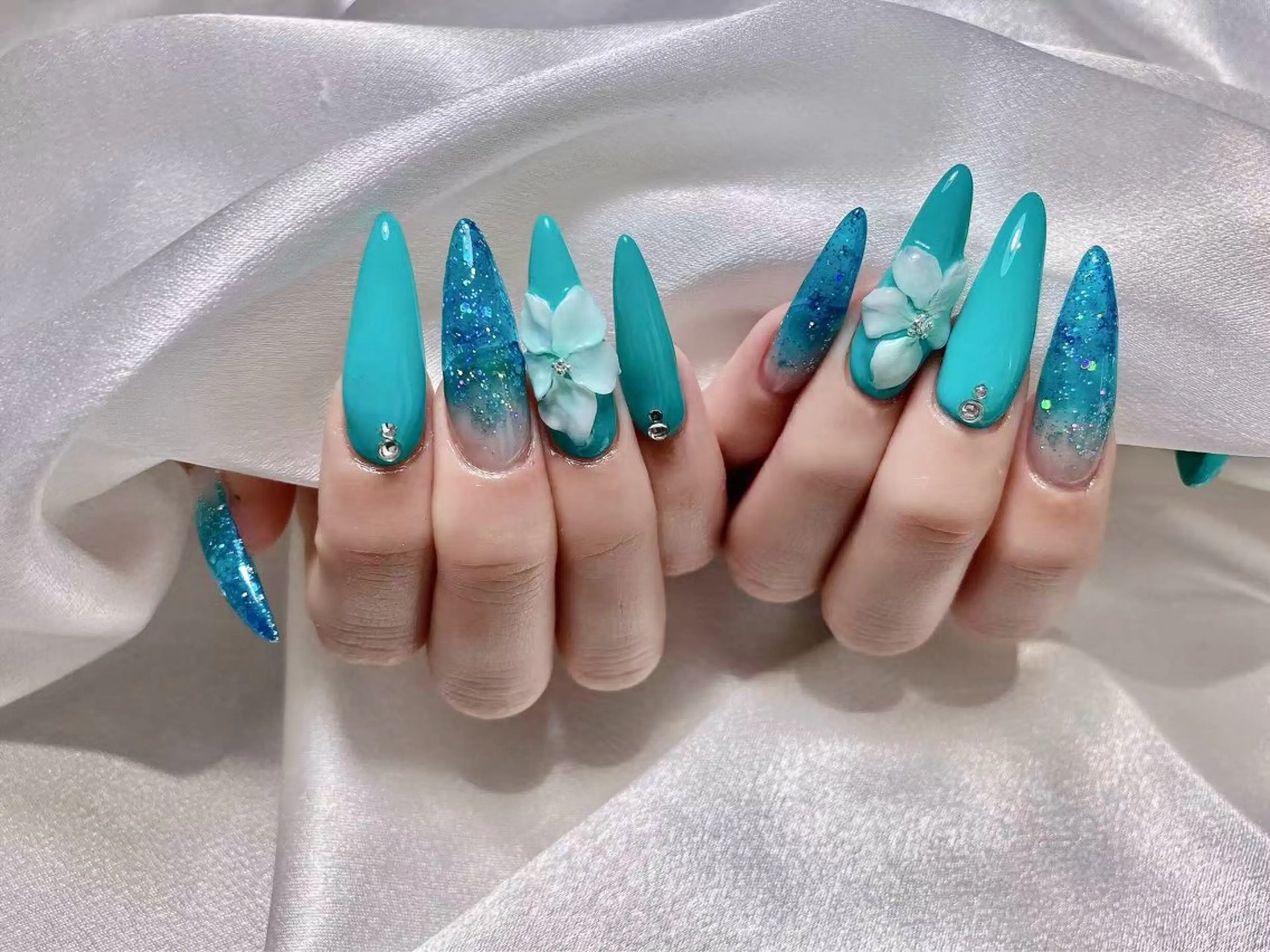 ネイル 長さだし専門店 M2　rikaのネイルデザイン