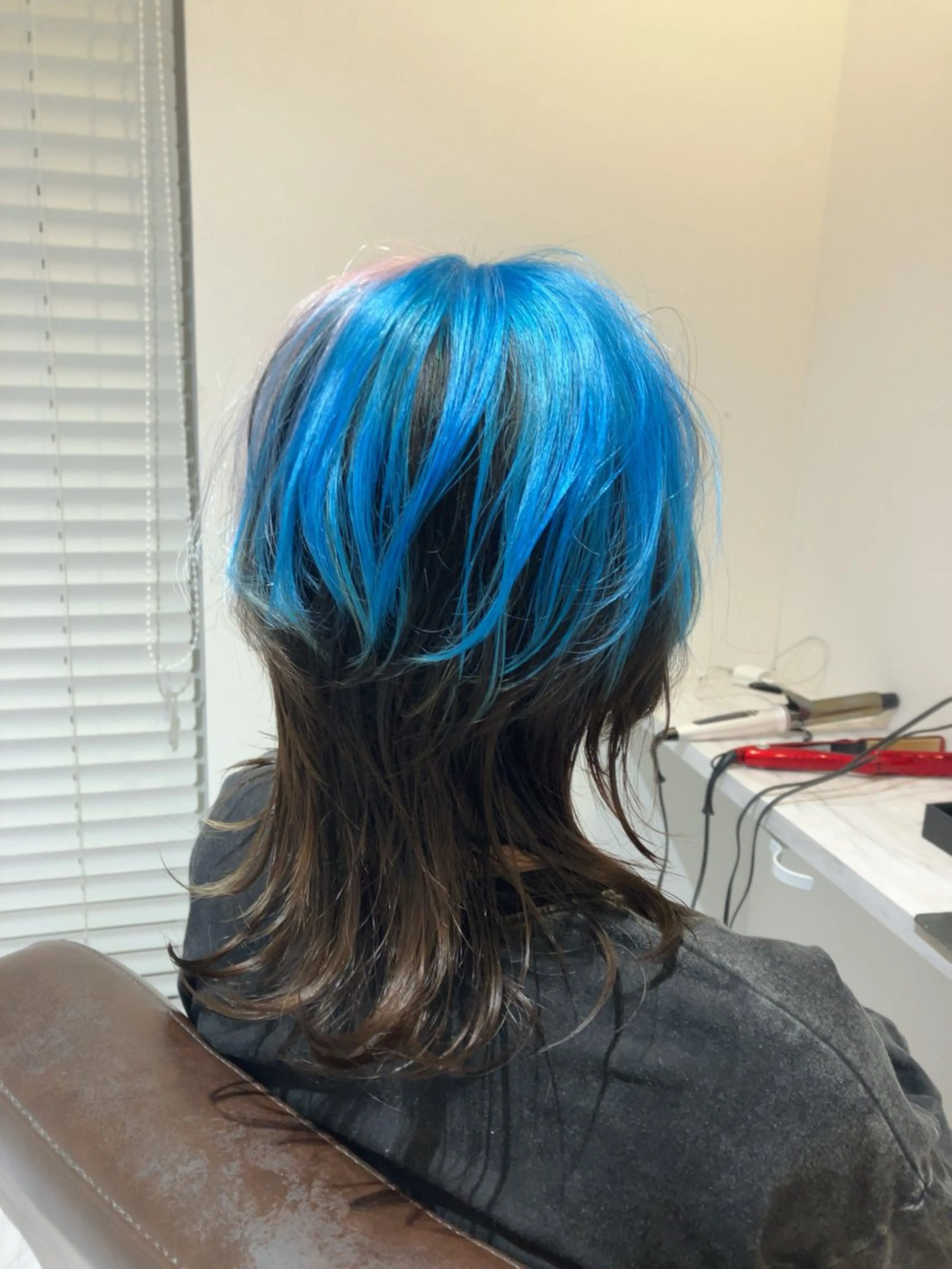 ミディアム ハイレイヤー レイヤーカット ウルフカット ウルフレイヤー SEA BELLE YASUのヘアスタイル