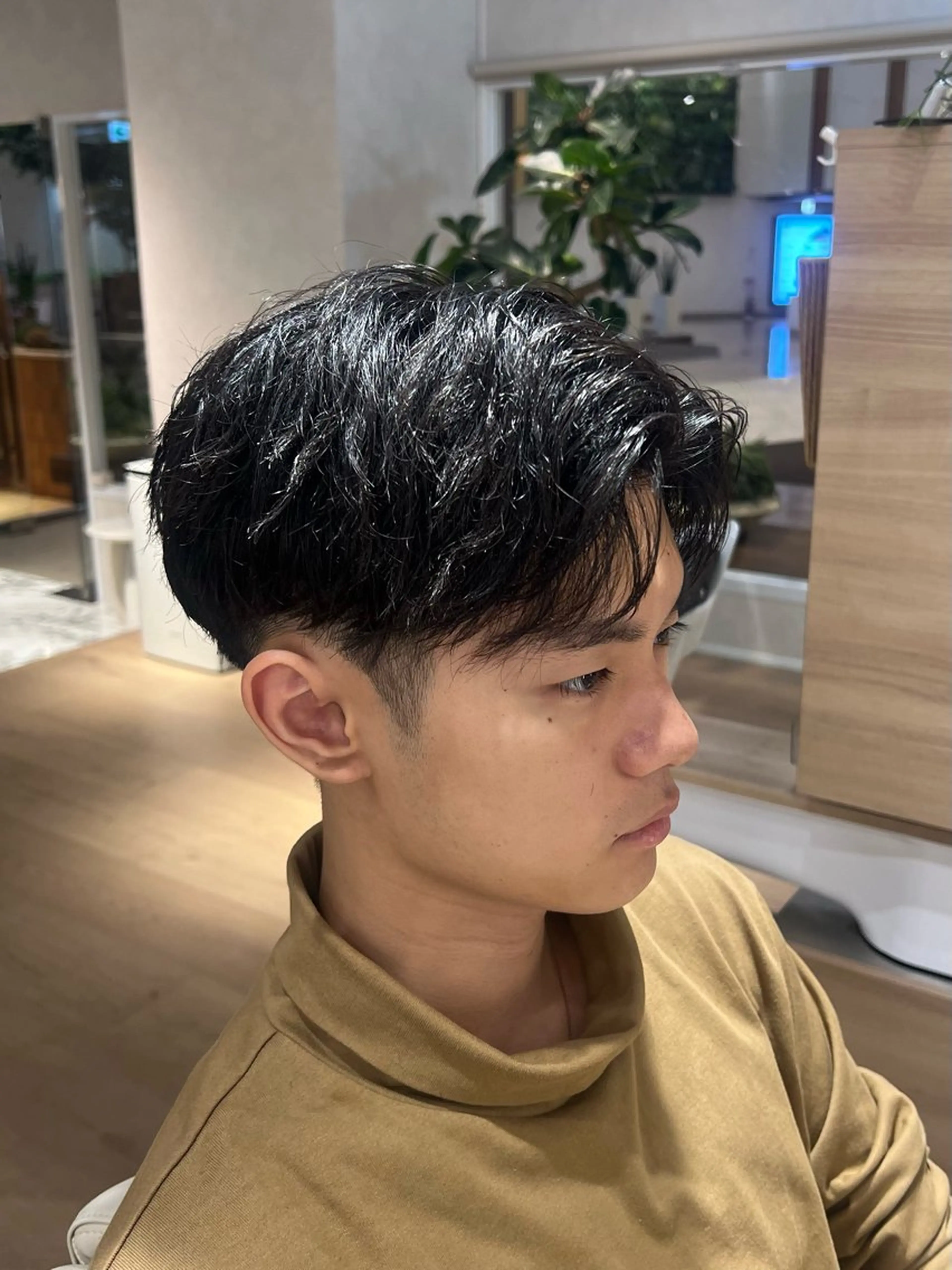 ショート パーマ メンズ カット パーマ unopulir Vamos店所属・梅田茶屋町メンズ 専門美容師 山元一平のヘアスタイル