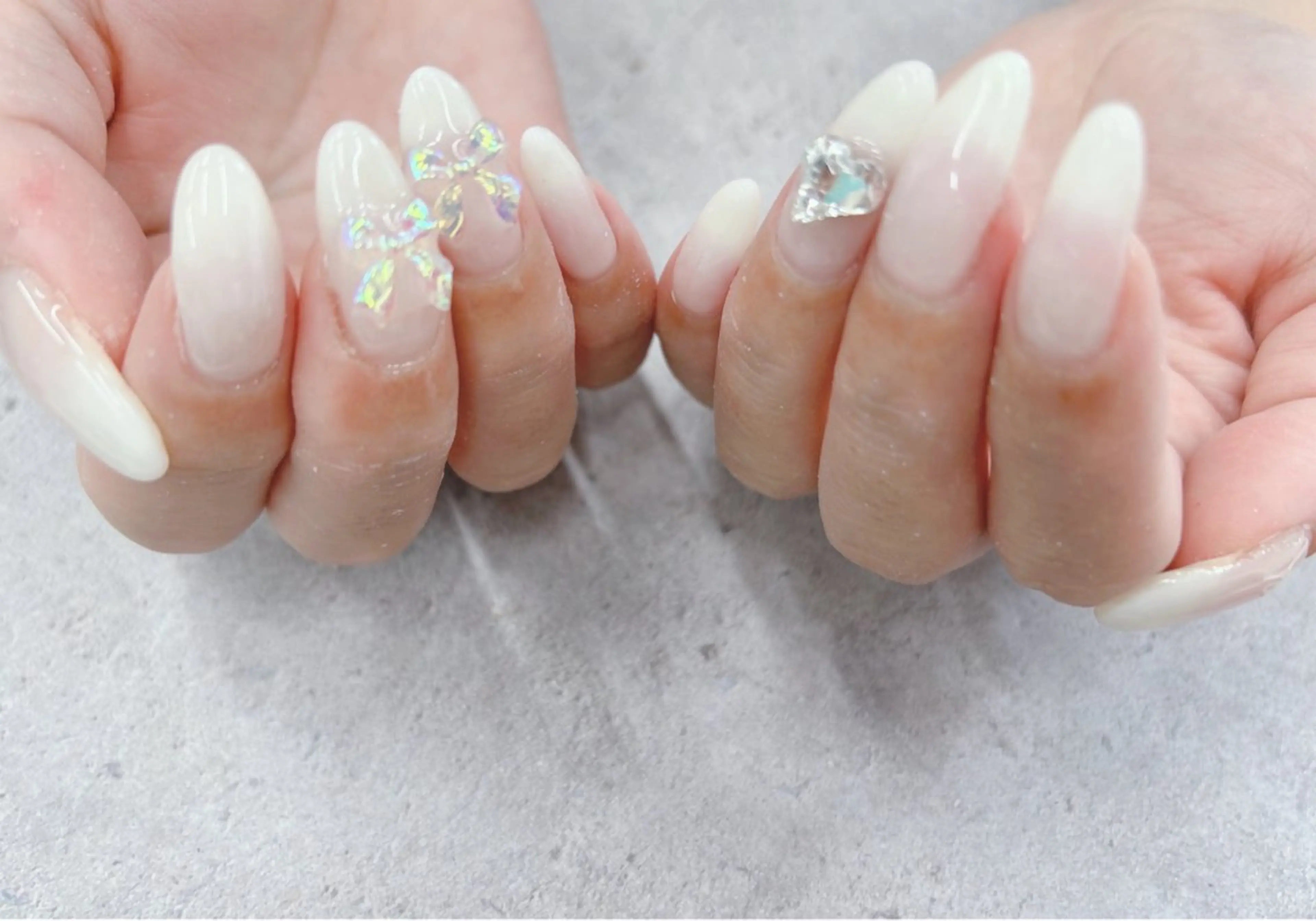 ネイル ホワイト ハンドネイル Nail Salon agré所属・agré ネイルサロン　アグレのネイルデザイン