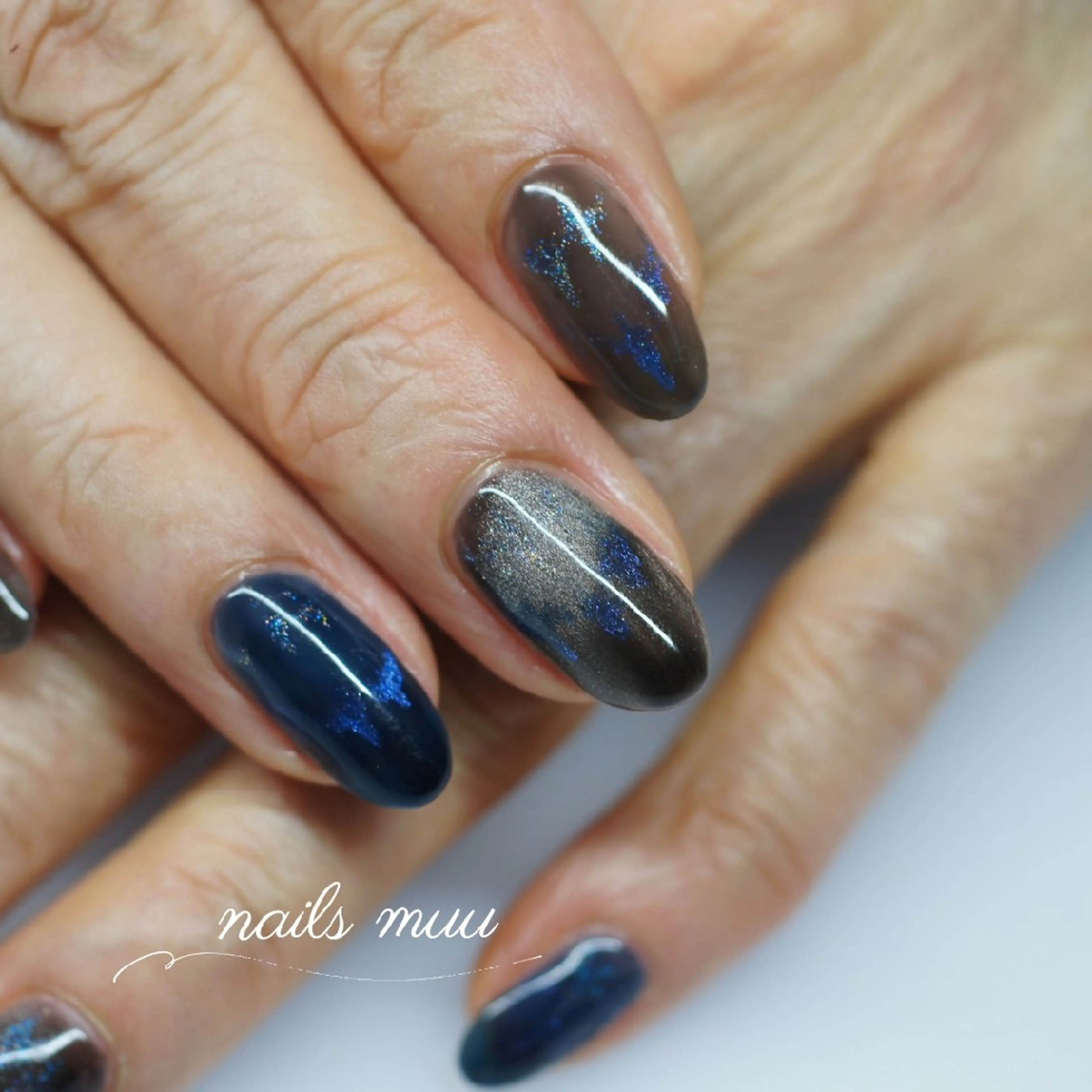 ネイル オーロラネイル マグネットネイル ワンカラーネイル シンプルネイル ハンドネイル nails muu まゆのネイルデザイン