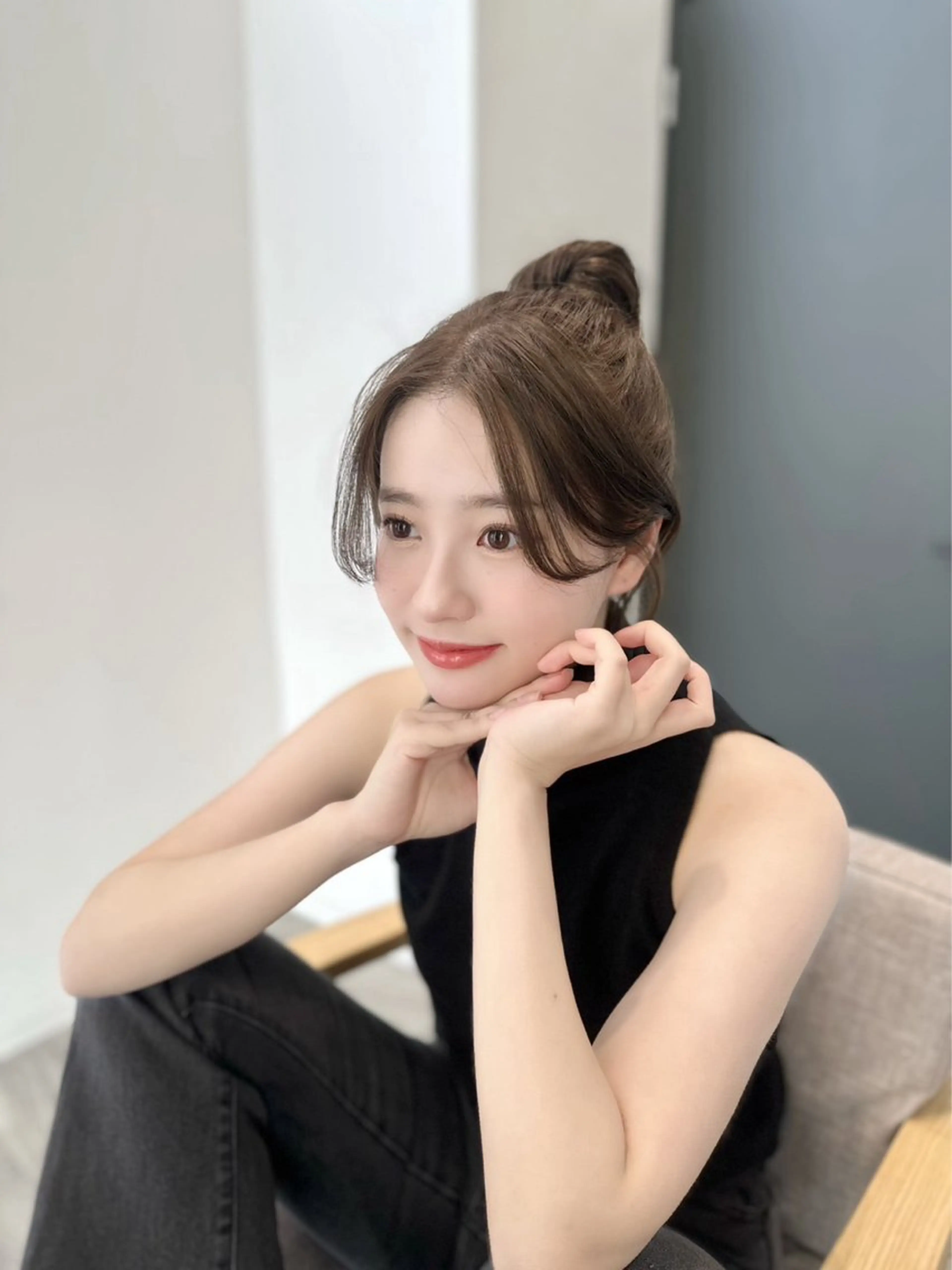 ミディアム カラー 透明感カラー りん/ワンホン/艶髪 ／小顔顔周りカットのヘアスタイル