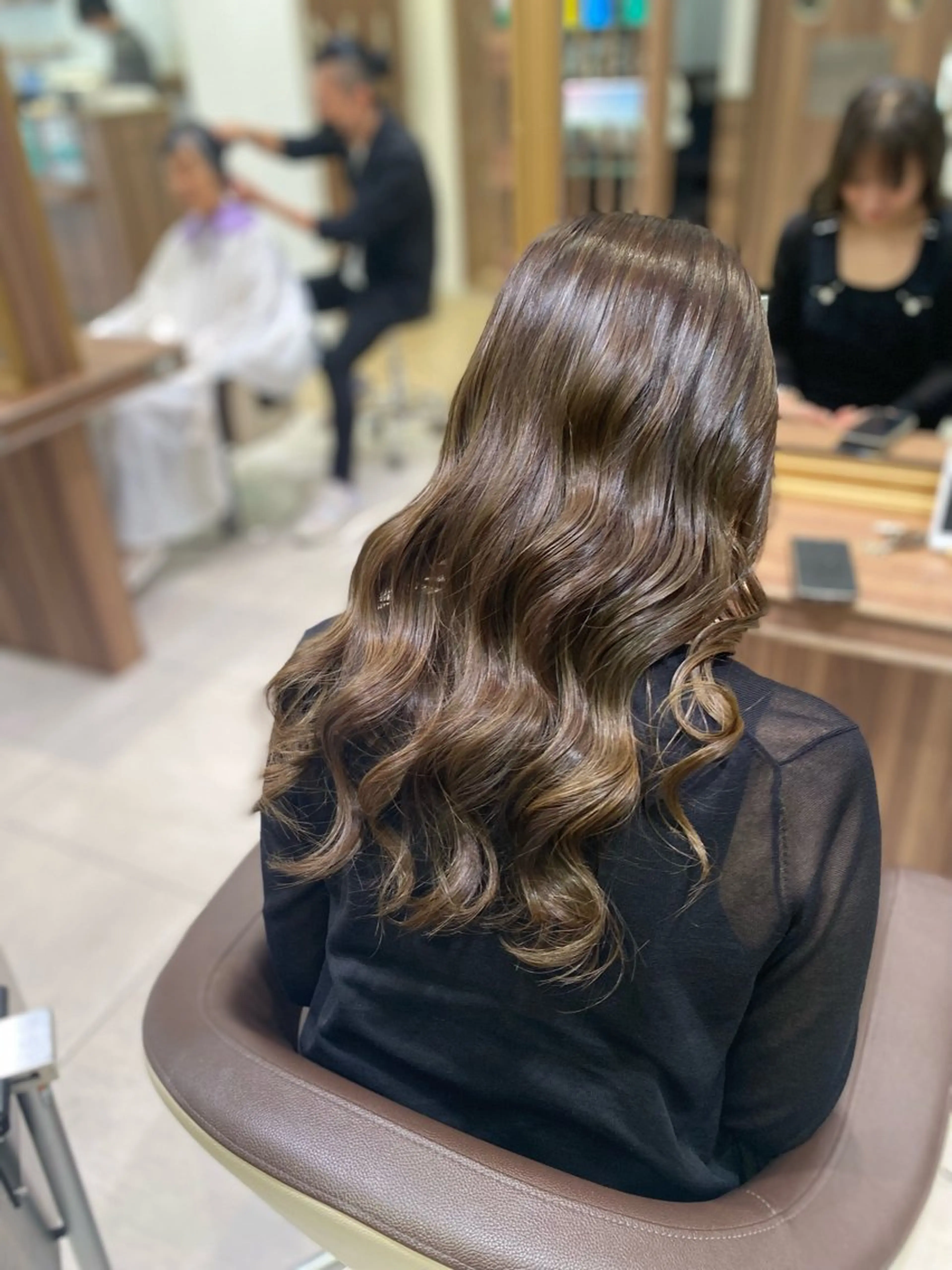 💎大人ハイライト💎ハイライト×カラー×3stepトリートメント💎白髪ぼかしも可能💎の写真