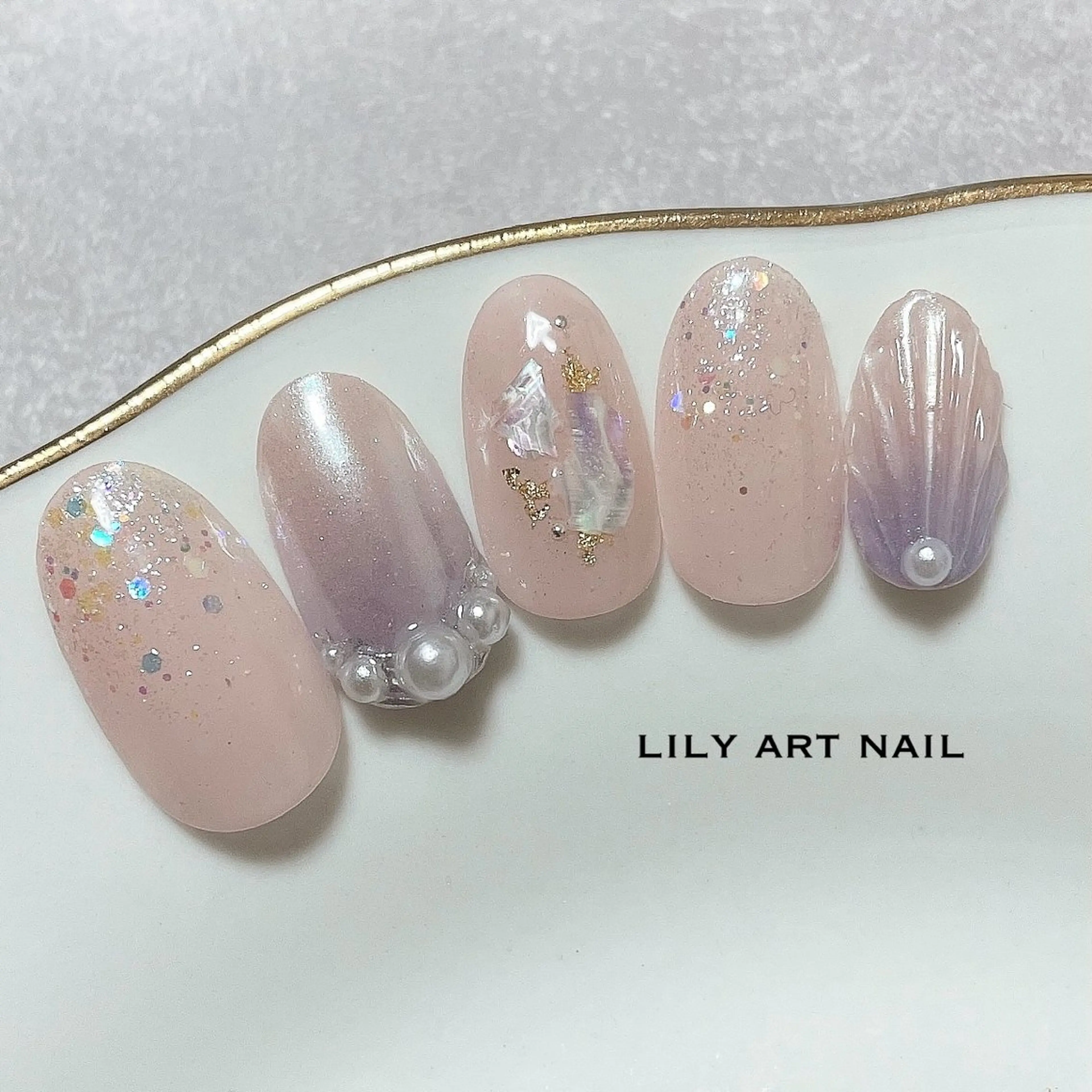 ネイル ハンドネイル LILY  ART NAILのネイルデザイン