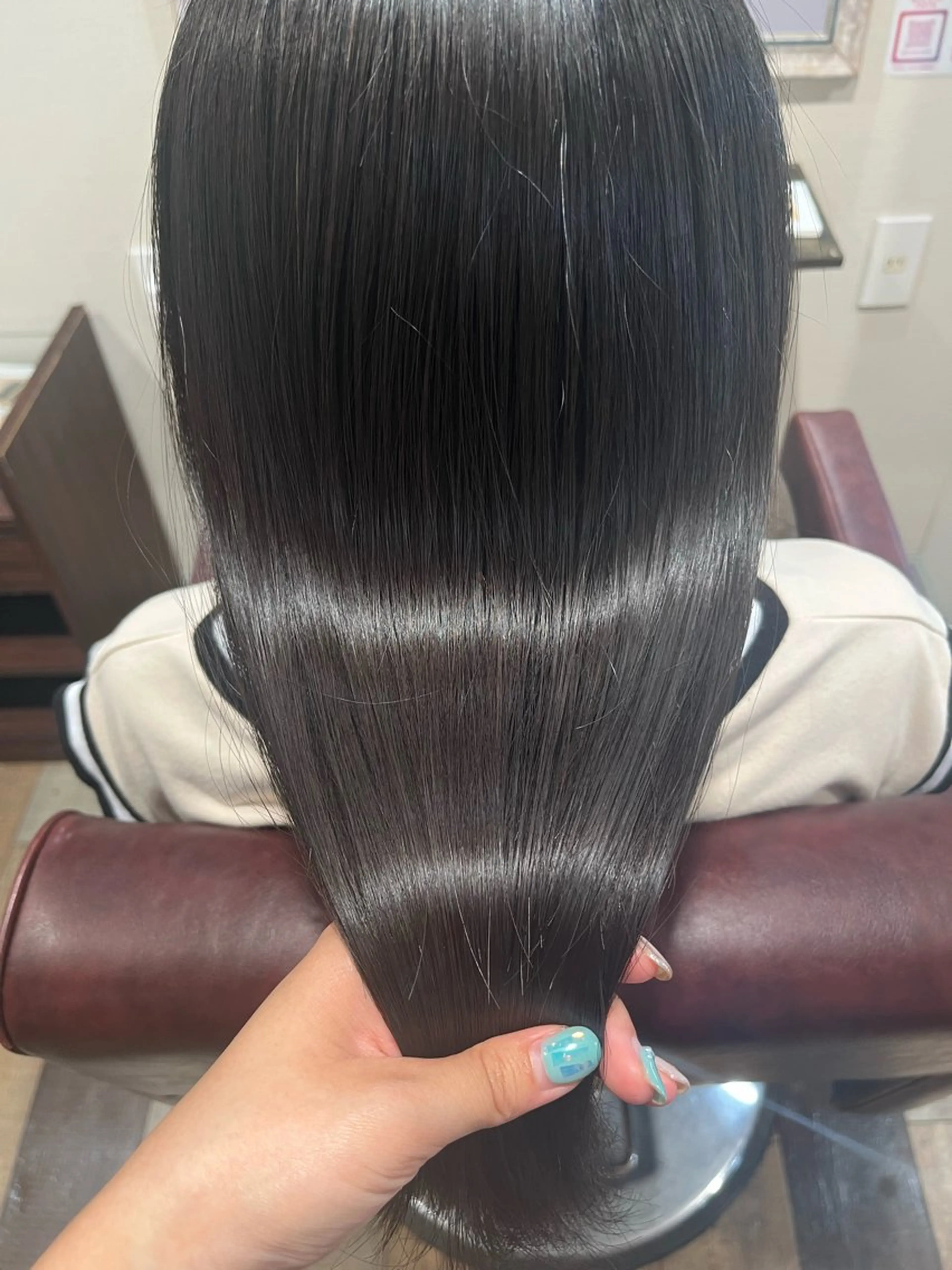 ロング 縮毛矯正 トリートメント ブリーチなし艶カラー /いくののヘアスタイル