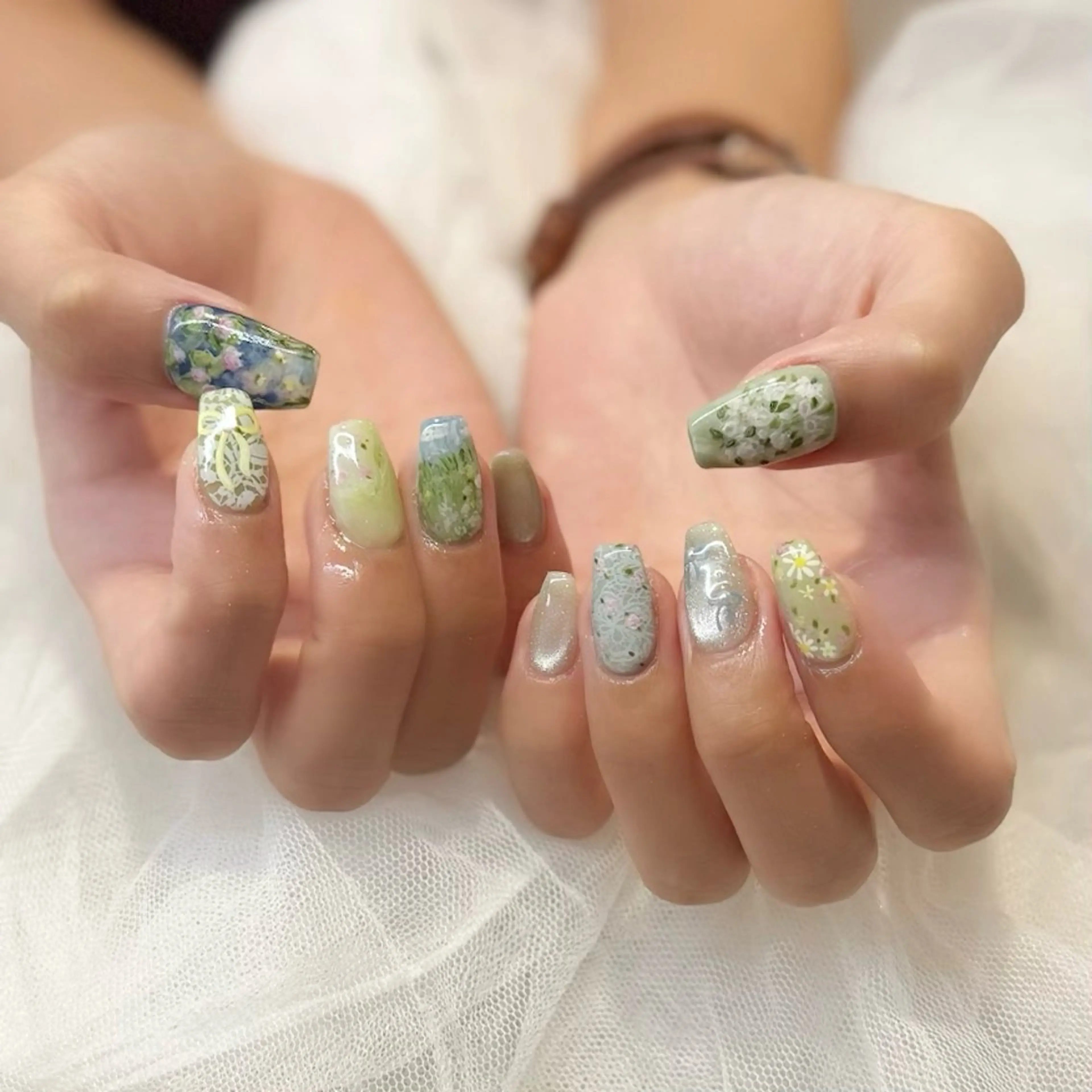 ネイル ハンドネイル 新井 ひなののネイルデザイン