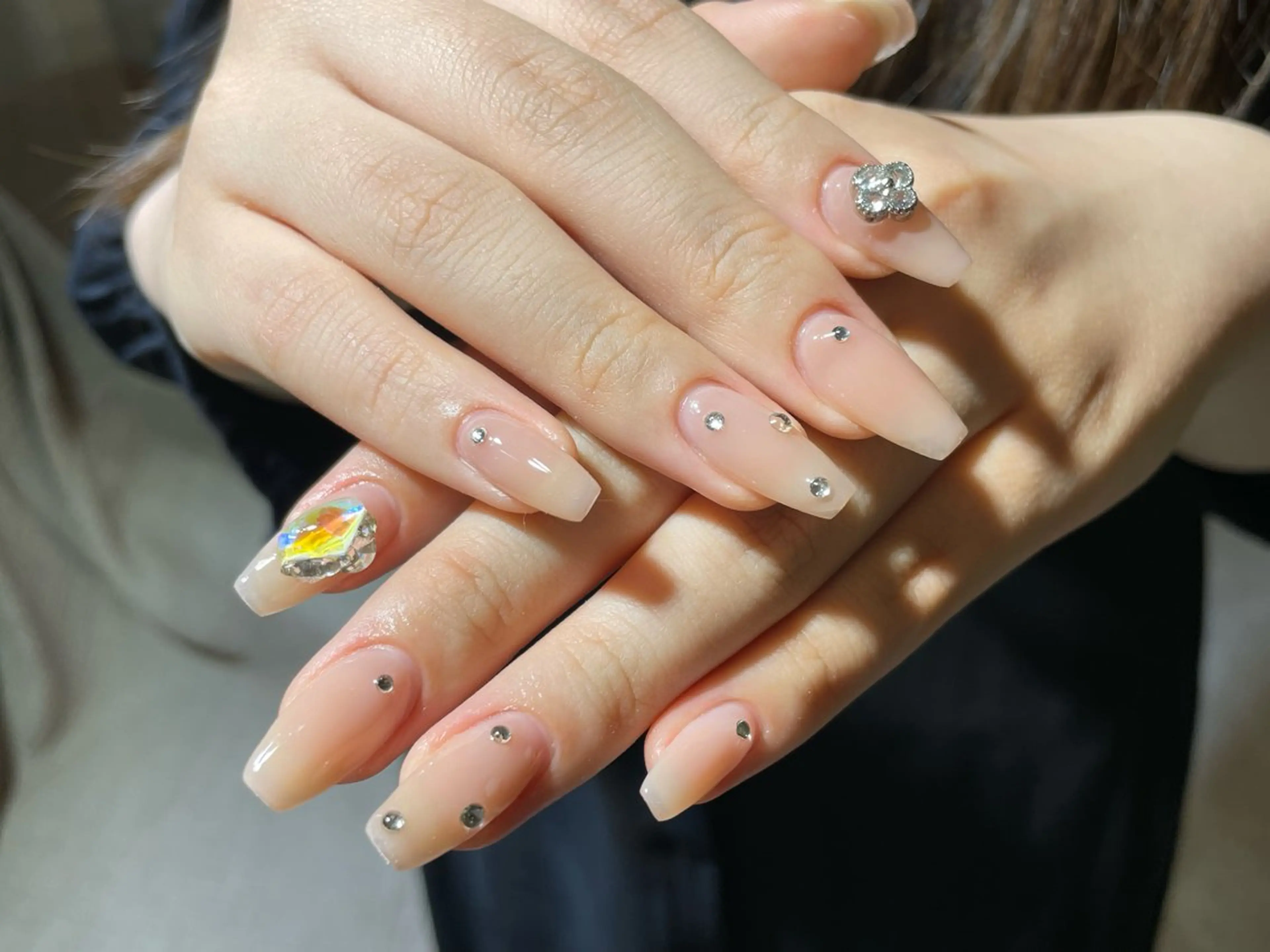 ネイル 大塚眉毛|ハンドケア |肌管理の眉毛・アイブロウイメージ