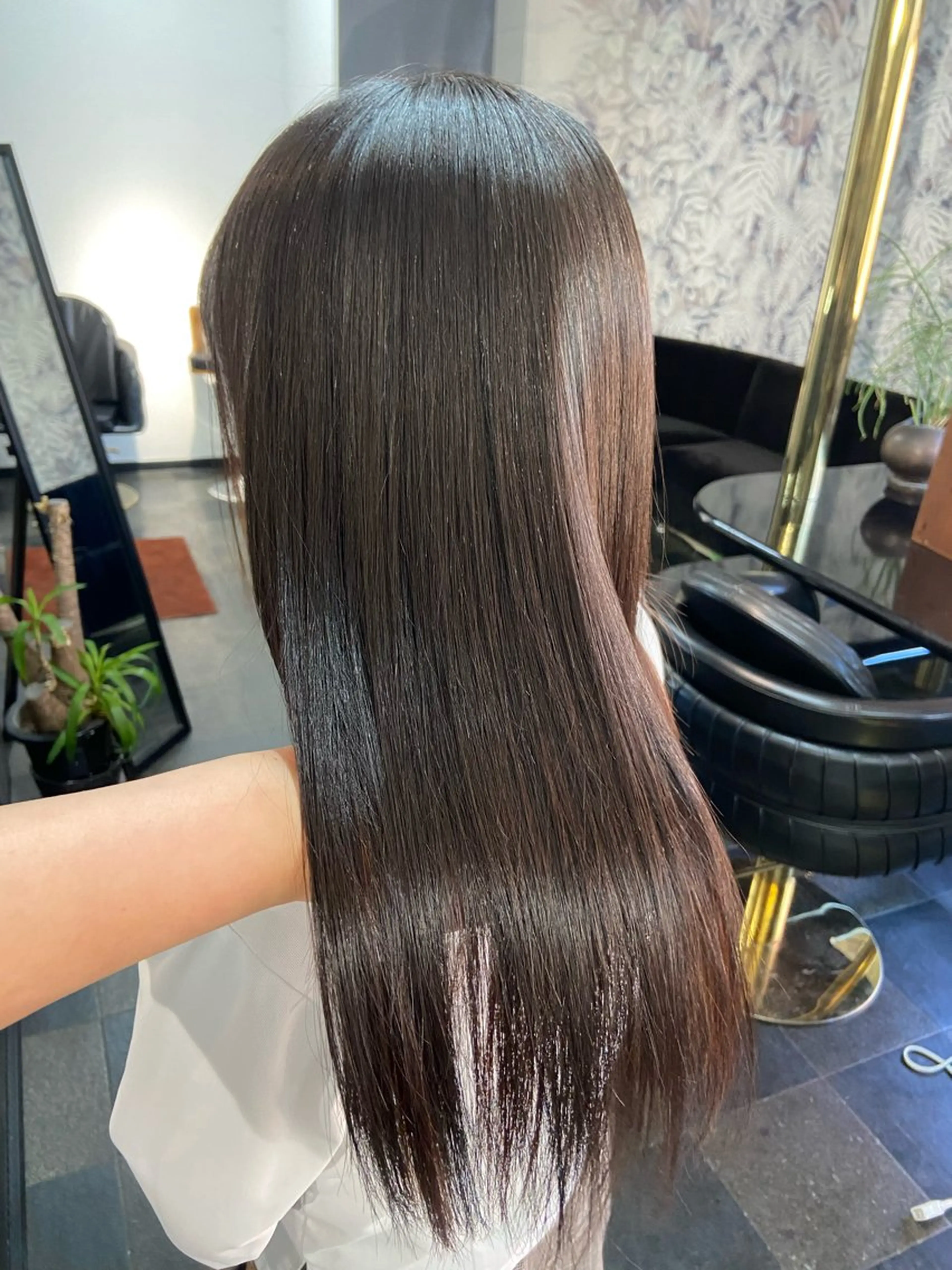 ロング カラー 瀧下 唯のヘアスタイル