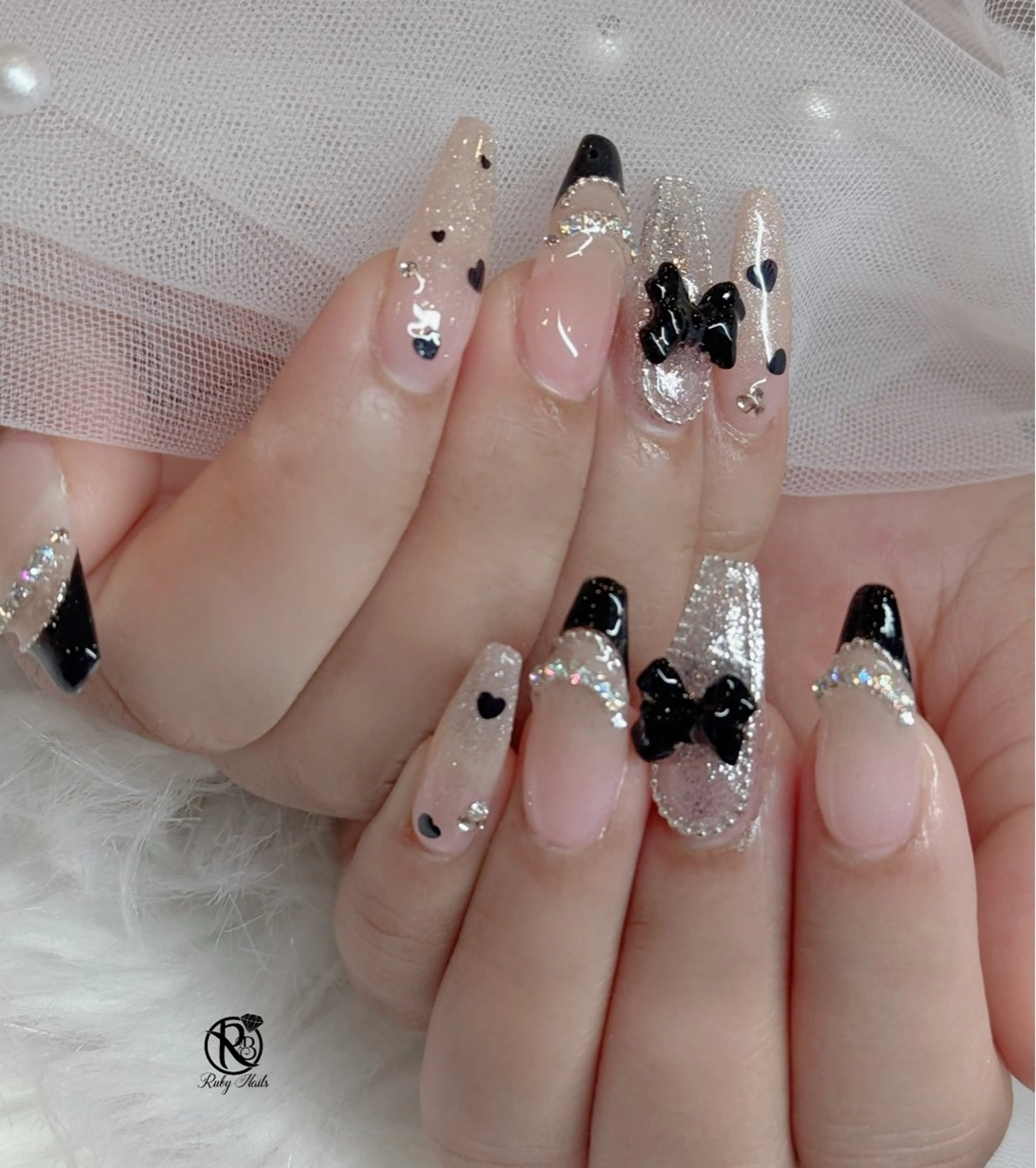 ネイル ボルドー ブラウン チークネイル ドット フットネイル CHERRY ネイルサロンのネイルデザイン