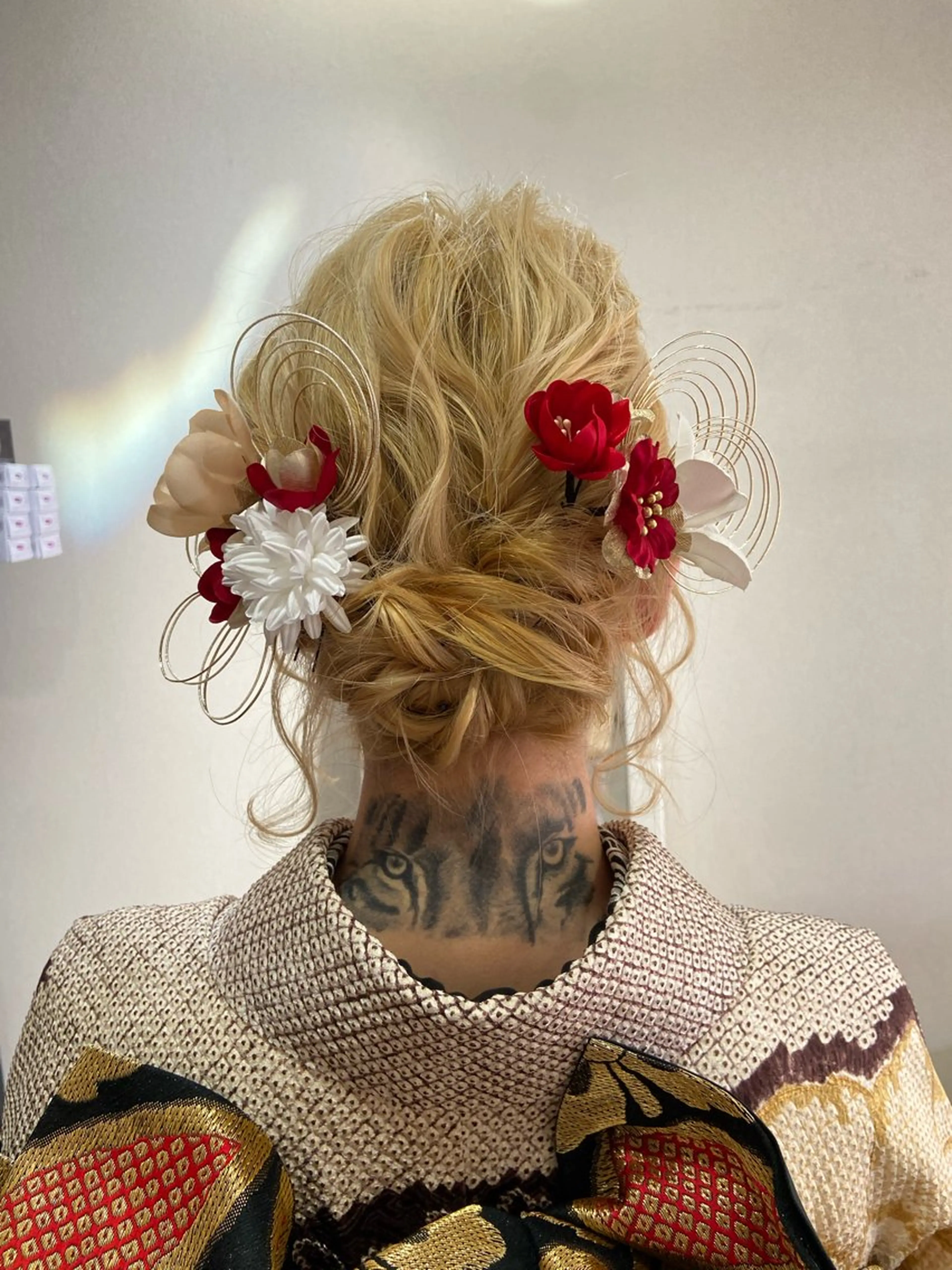 ショート ヘアアレンジ ボブ ELLE&SALLY 石野のヘアスタイル