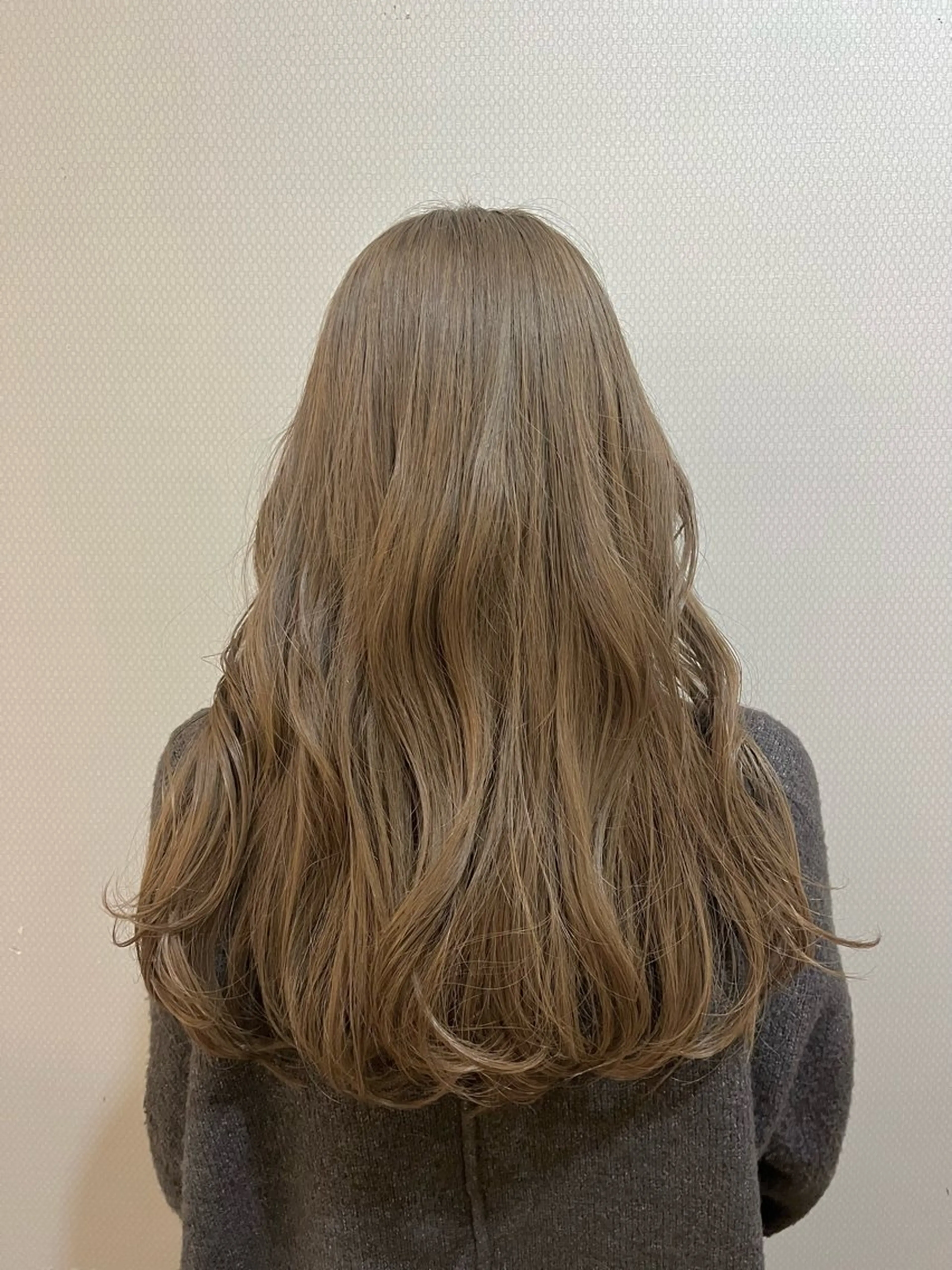 ロング カラー ブラウンカラー 栗林 姫花のヘアスタイル