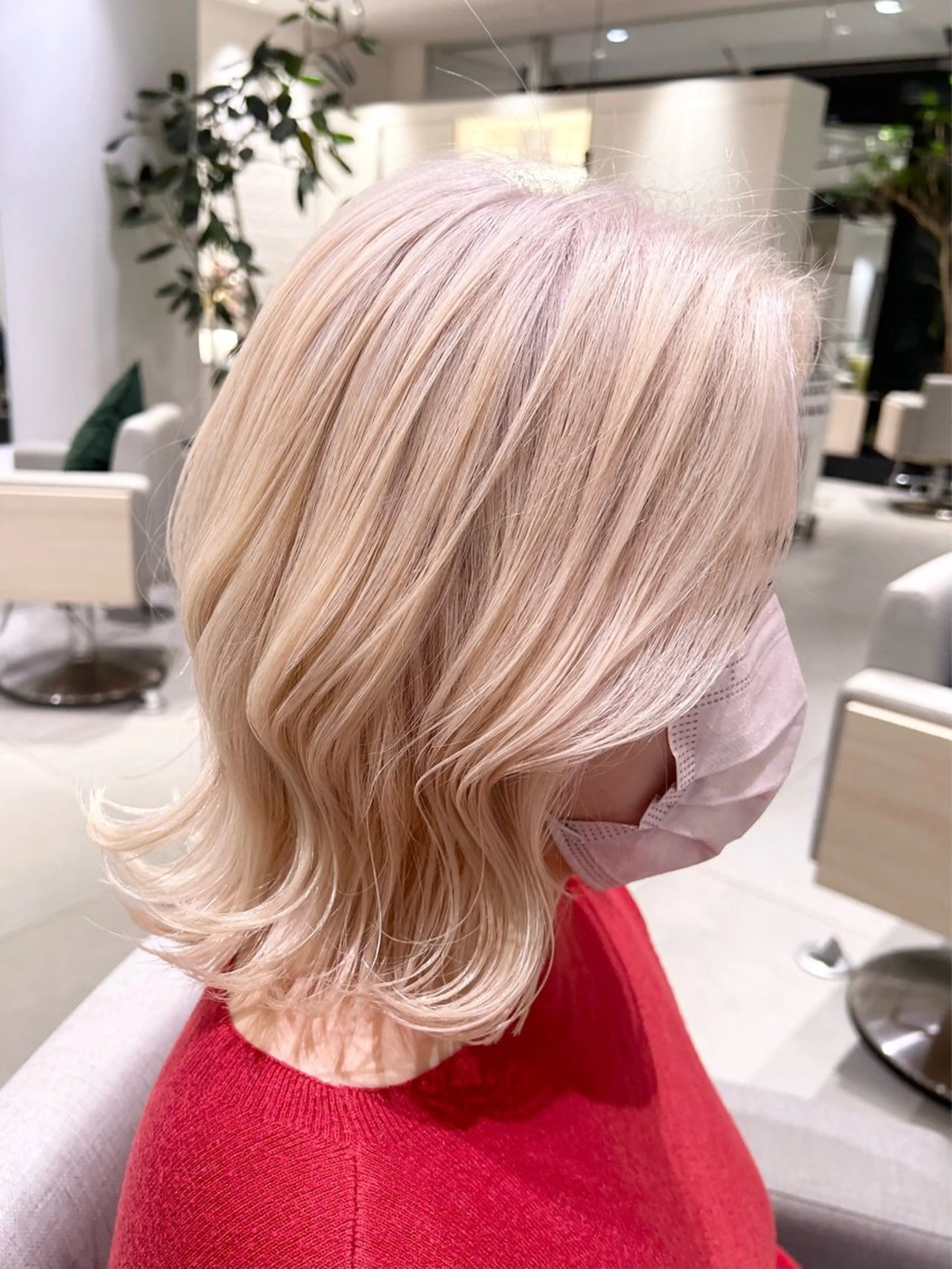 セミロング ヘアカラー 艶カラーリスト 🌈銀座🌈牛込萌香のヘアスタイル