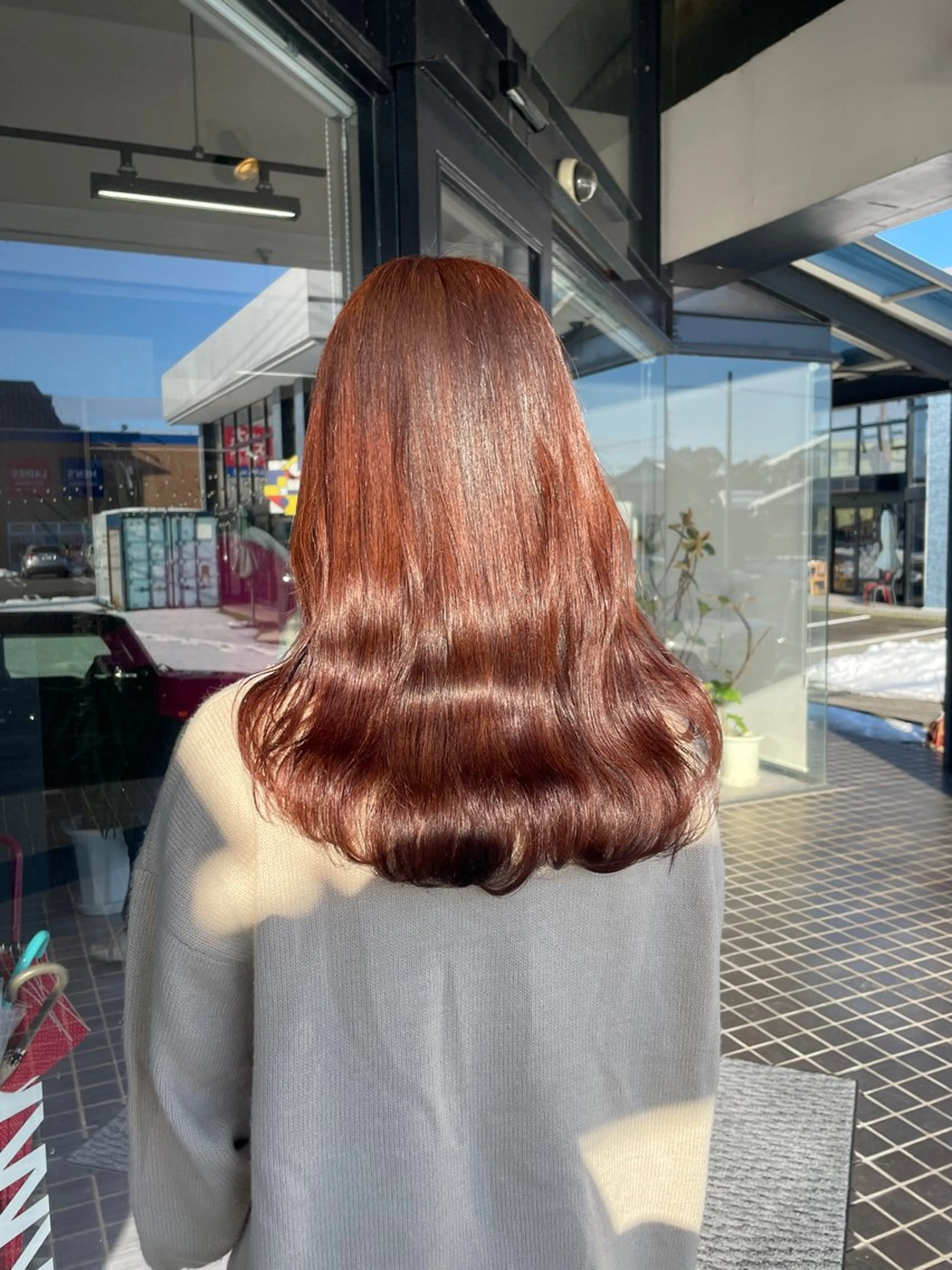 セミロング カラー ベージュカラー ピンクカラー ピンクベージュ alu所属・マキノ キョウカのヘアスタイル