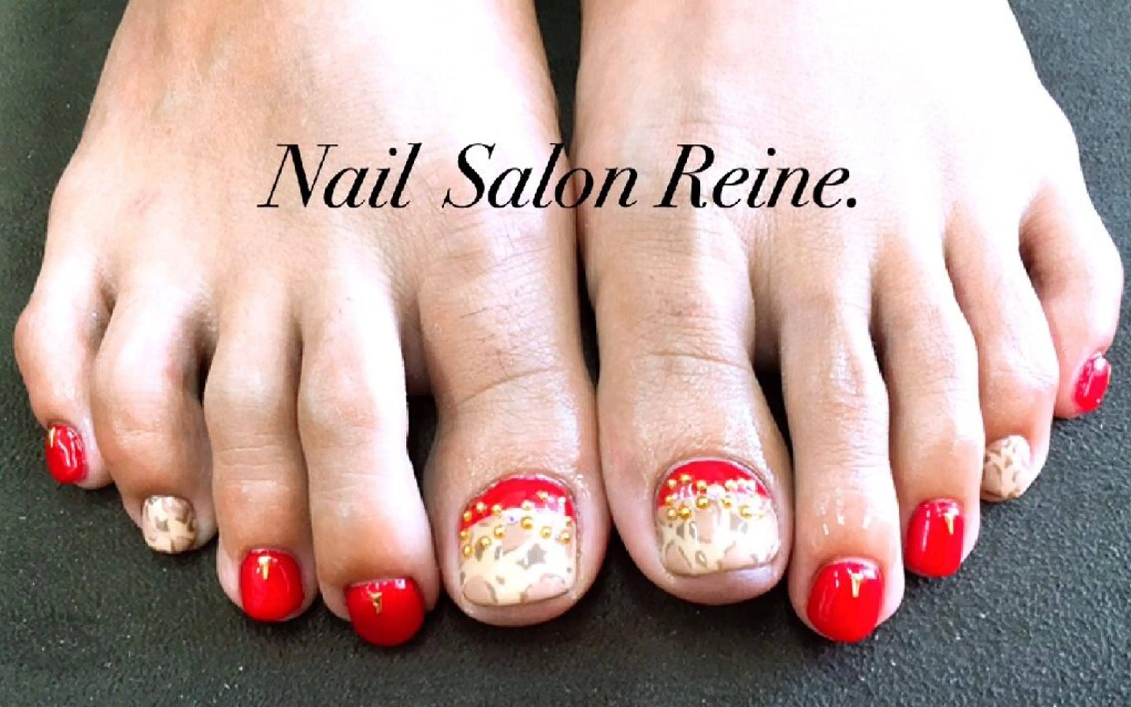 ネイル アニマル柄 フットネイル 赤色 Nailsalon Reine所属・玉栄 伶奈のネイルデザイン