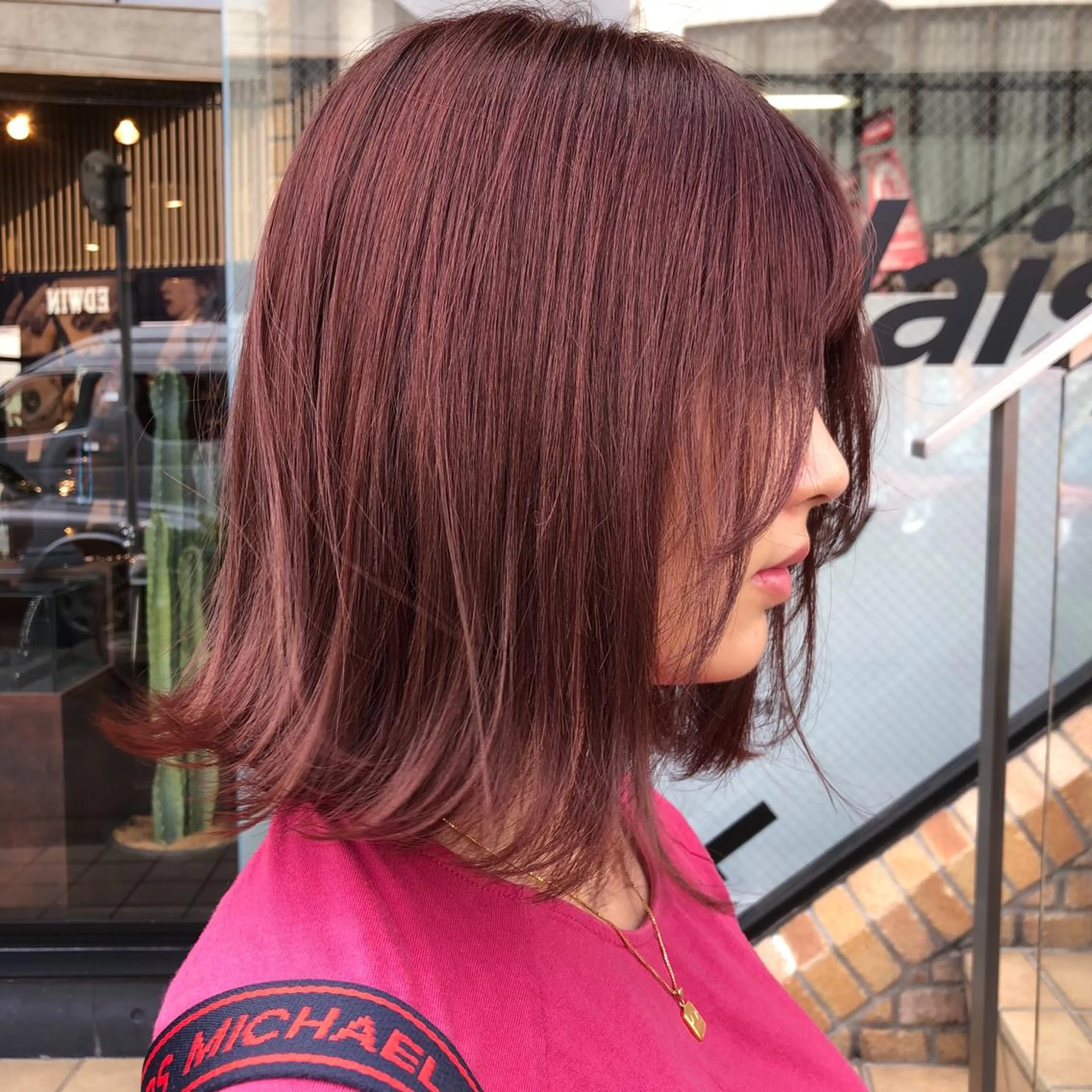 ミディアム カラー パーマ ヘアアレンジ 八巻 晴香のヘアスタイル