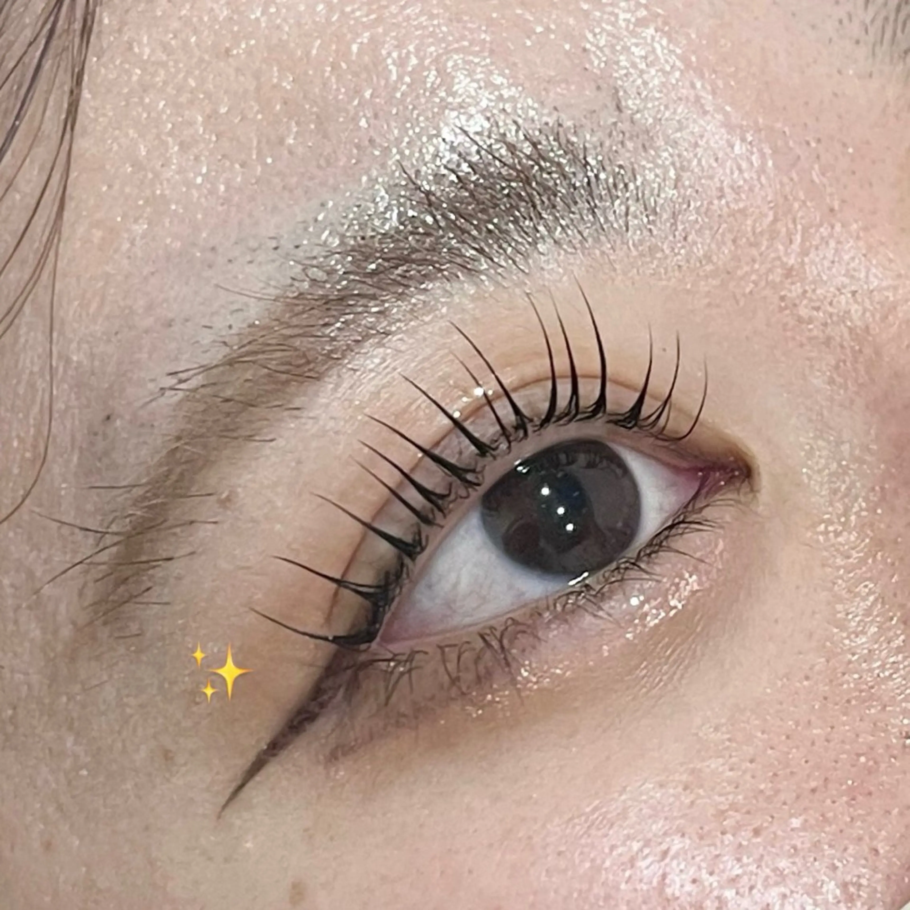 マツエク・マツパ 一重×まつ毛パーマ Mavie Karin.のマツエク・マツパデザイン