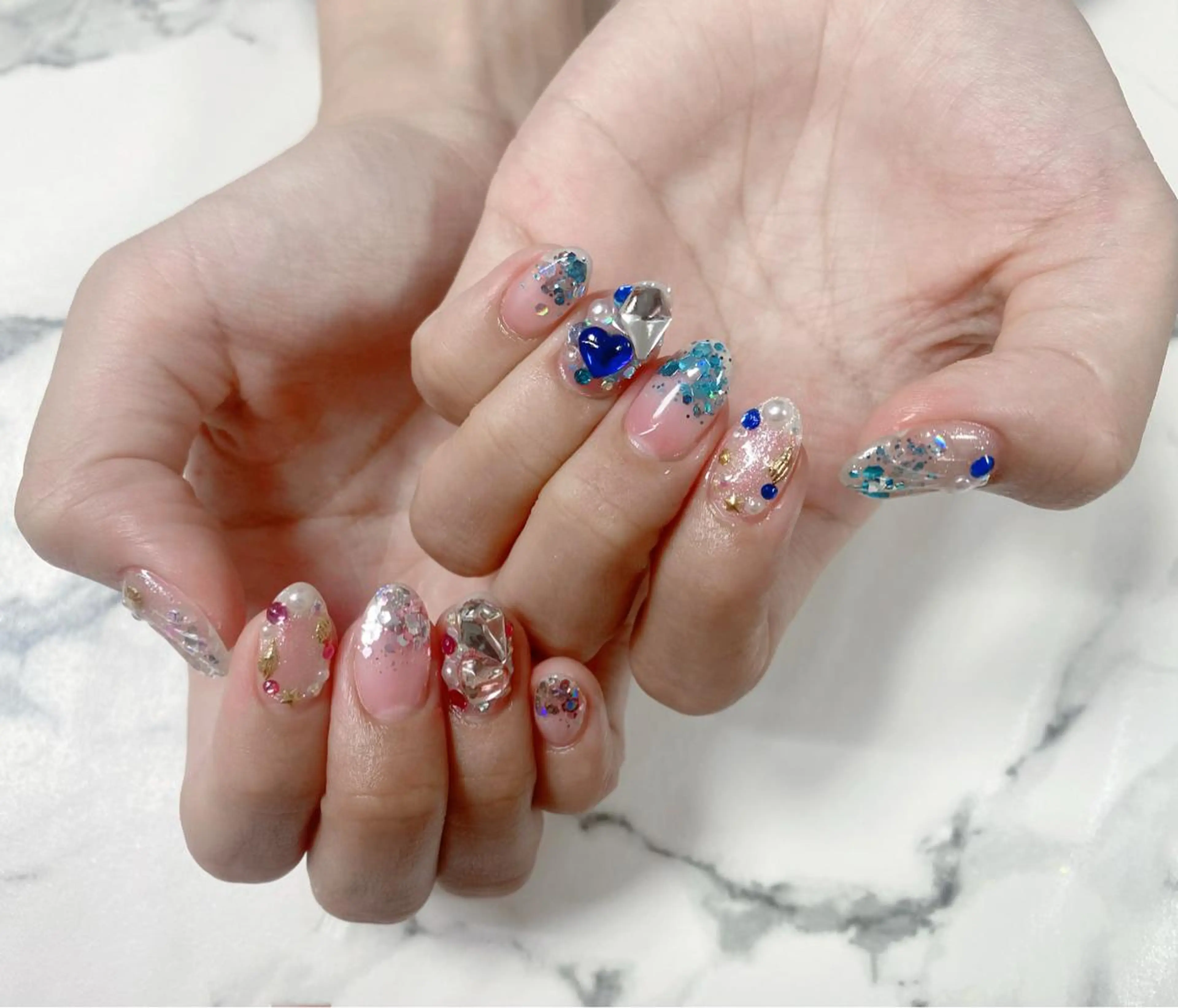 カラー メンズ ネイル Q Free nailsのネイルデザイン