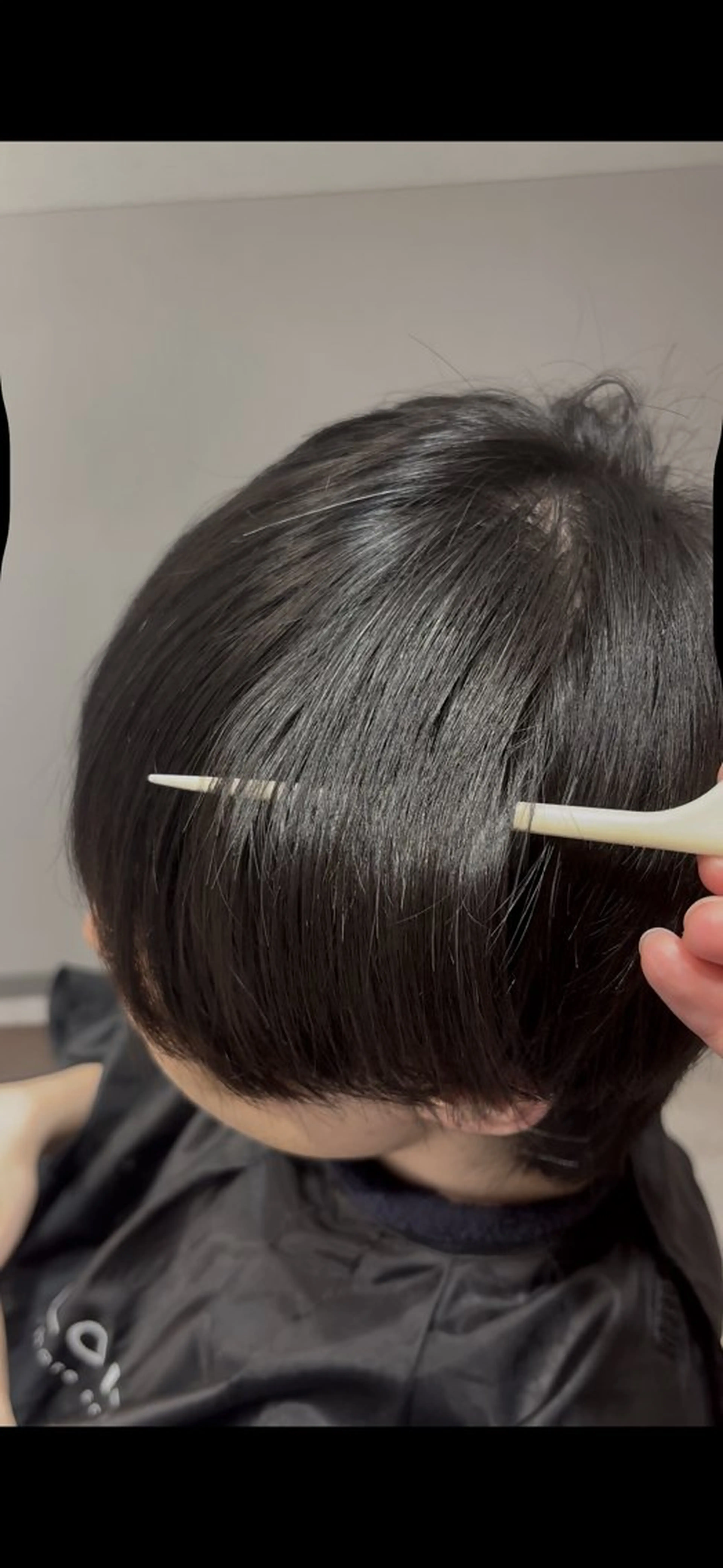 『カット＋自然な縮毛矯正（曲がる縮毛矯正）＋髪質改善TR』の写真