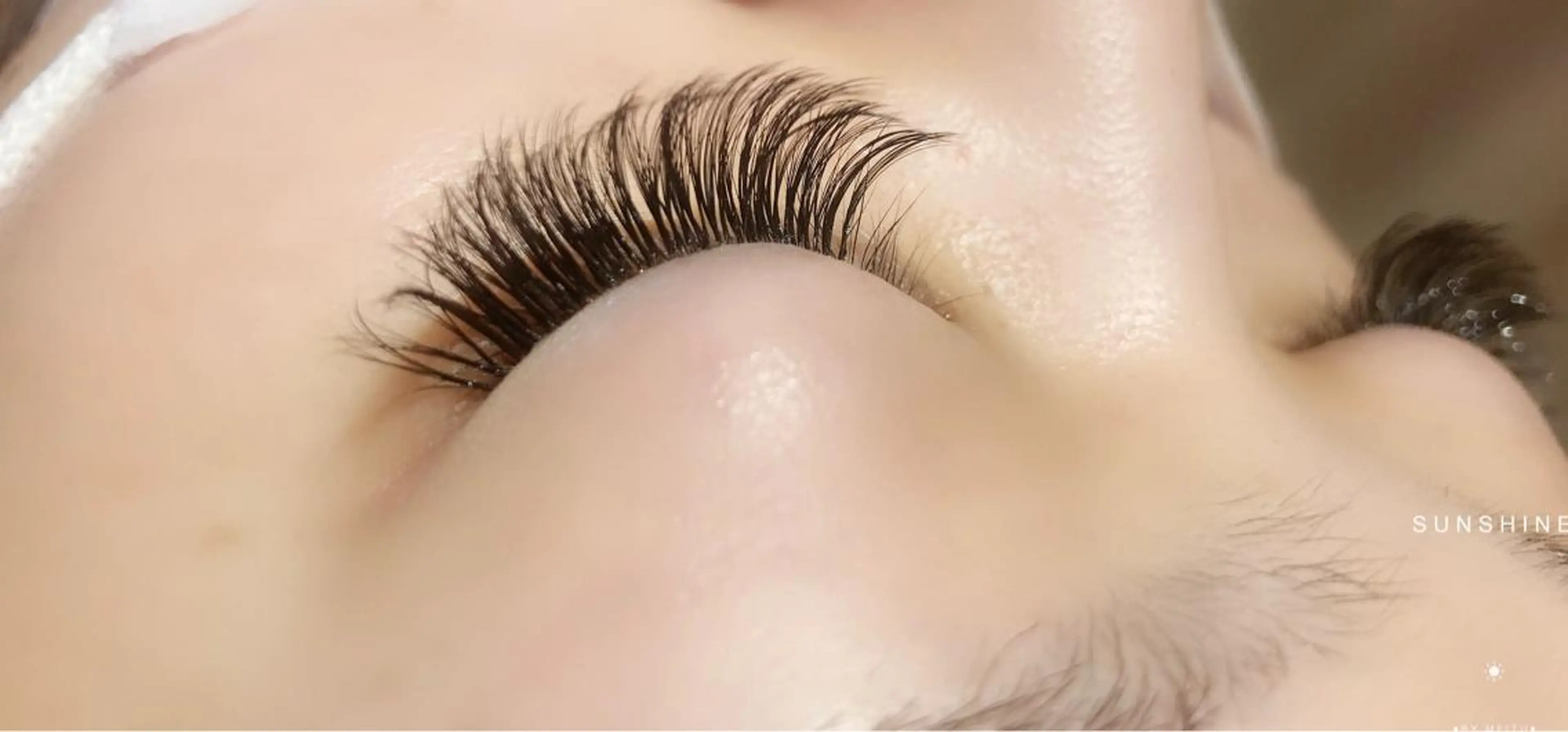 マツエク・マツパ マツエク リン リンのネイルデザイン