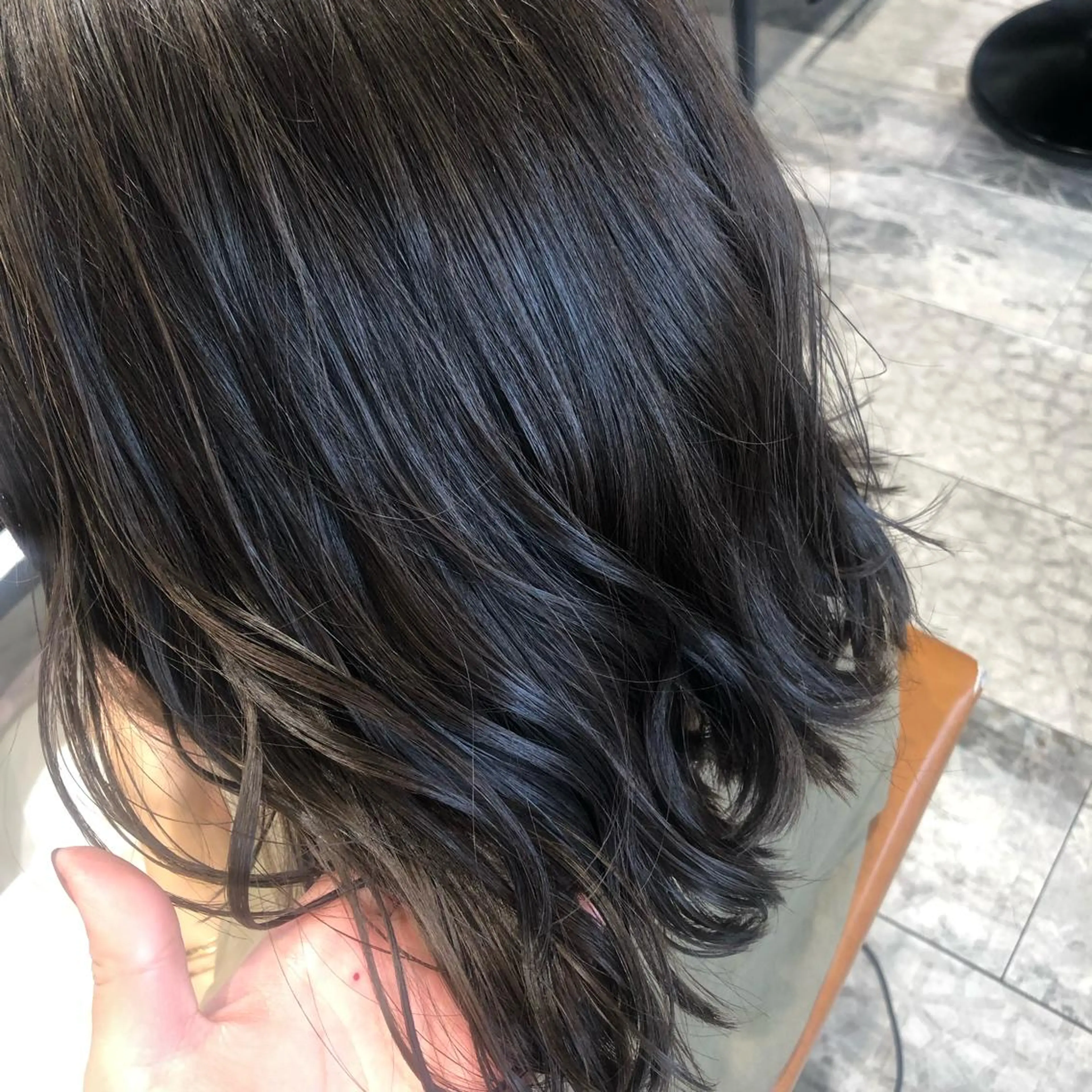 ミディアム カラー グレージュ カット トリートメント 顔周り/くびれヘア 韓国ヘア💕風間るなのヘアスタイル