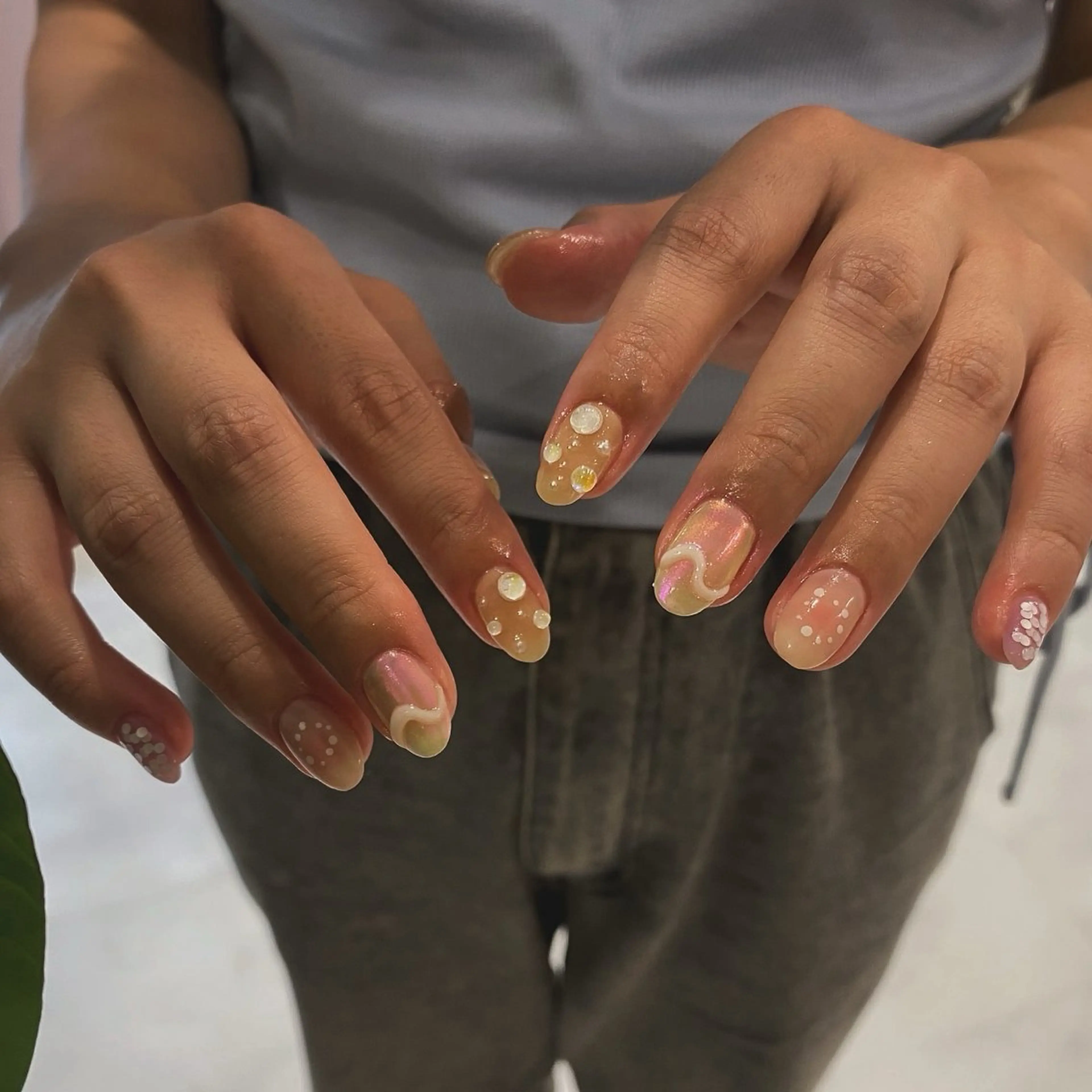 ネイル Yu_me北堀江店所属・Yu_me北堀江 shinoのネイルデザイン